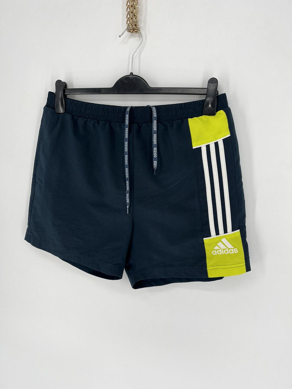 Adidas × Vintage Vintage Y2K Adidas Stripes Shorts Streetwear Fashion Size US 34 / EU 50 - 3 Thumbnail