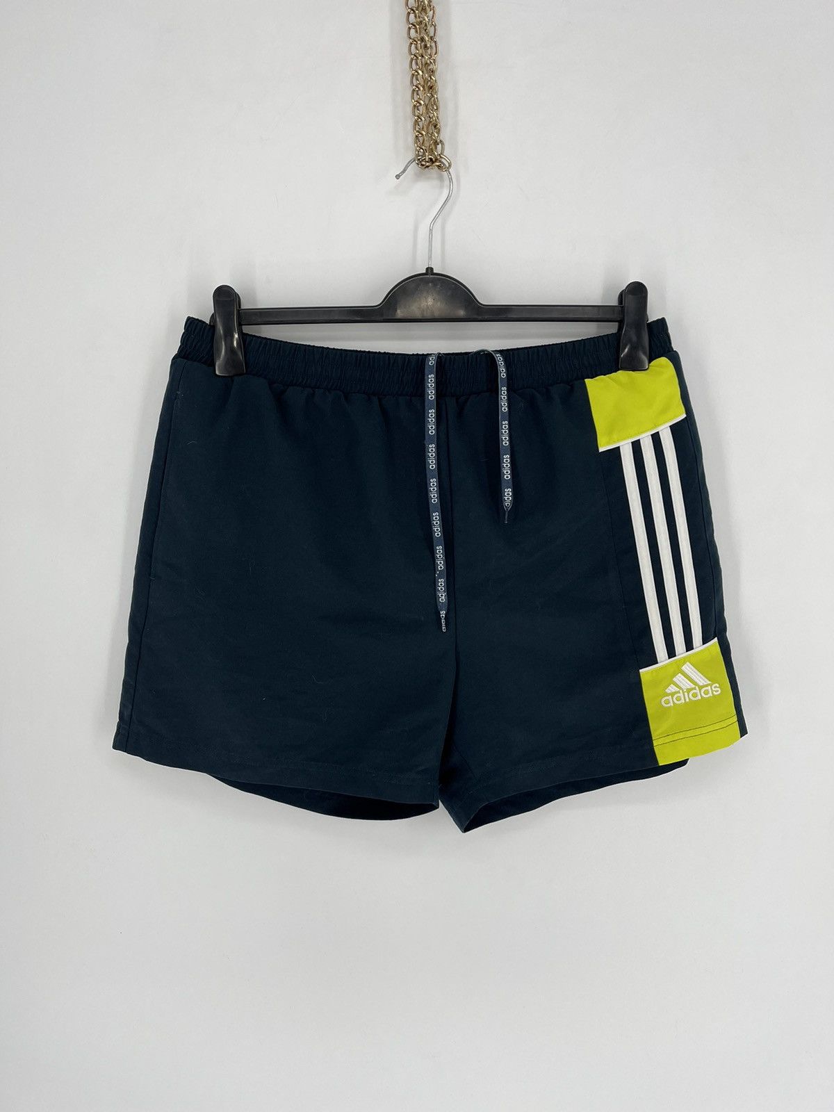 Adidas × Vintage Vintage Y2K Adidas Stripes Shorts Streetwear Fashion Size US 34 / EU 50 - 1 Thumbnail
