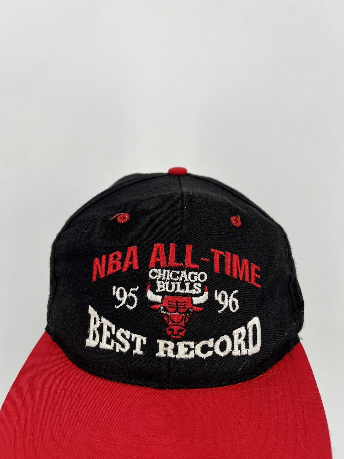 NBA × Vintage Vintage Chicago Bulls 90s 95 96 best record Cap Size ONE SIZE - 3 Thumbnail