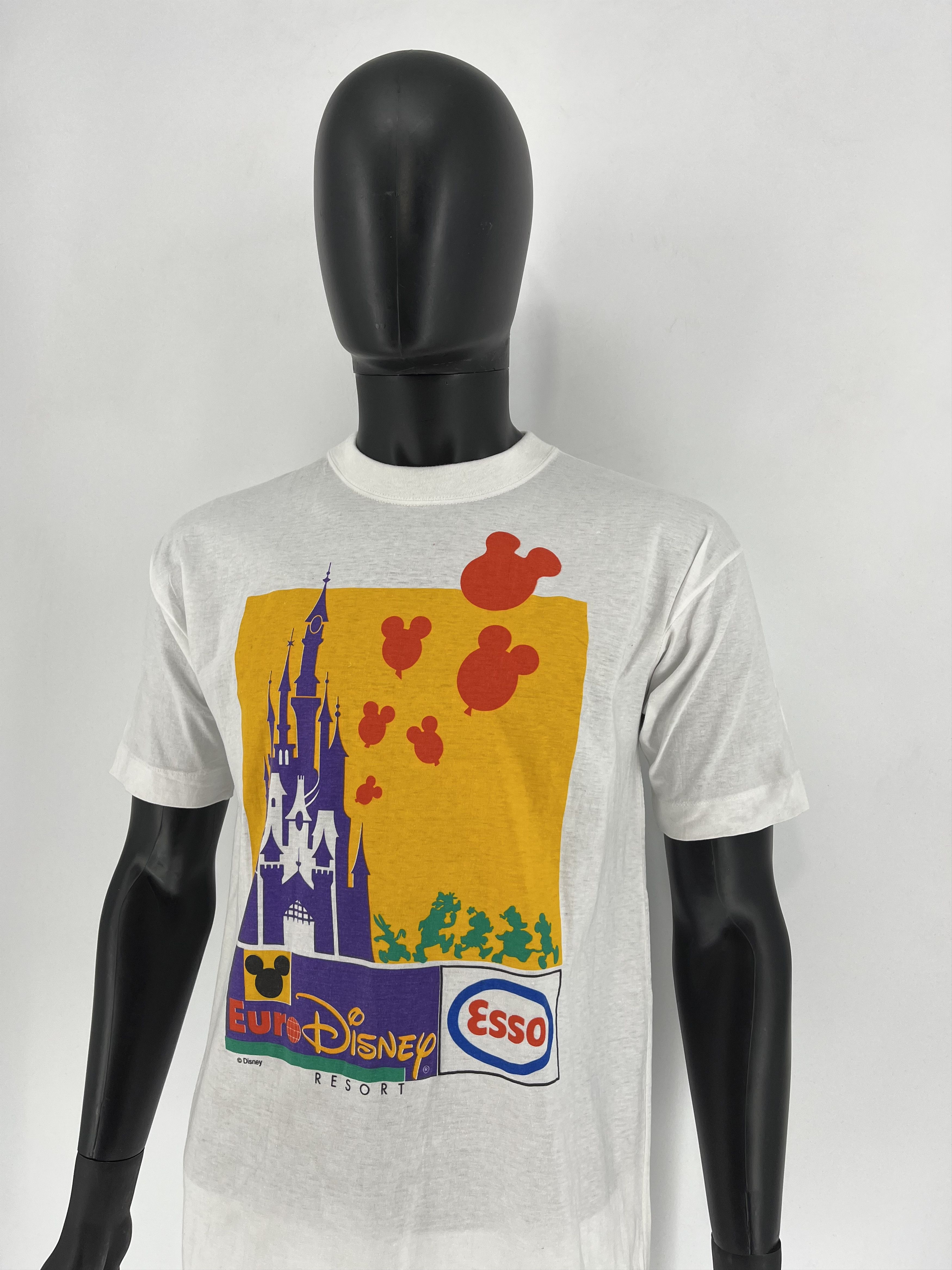 Disney × Vintage Vintage 90s Euro Disney Esso Mickey Mouse Thrashed T-Shirt Size US L / EU 52-54 / 3 - 4 Thumbnail