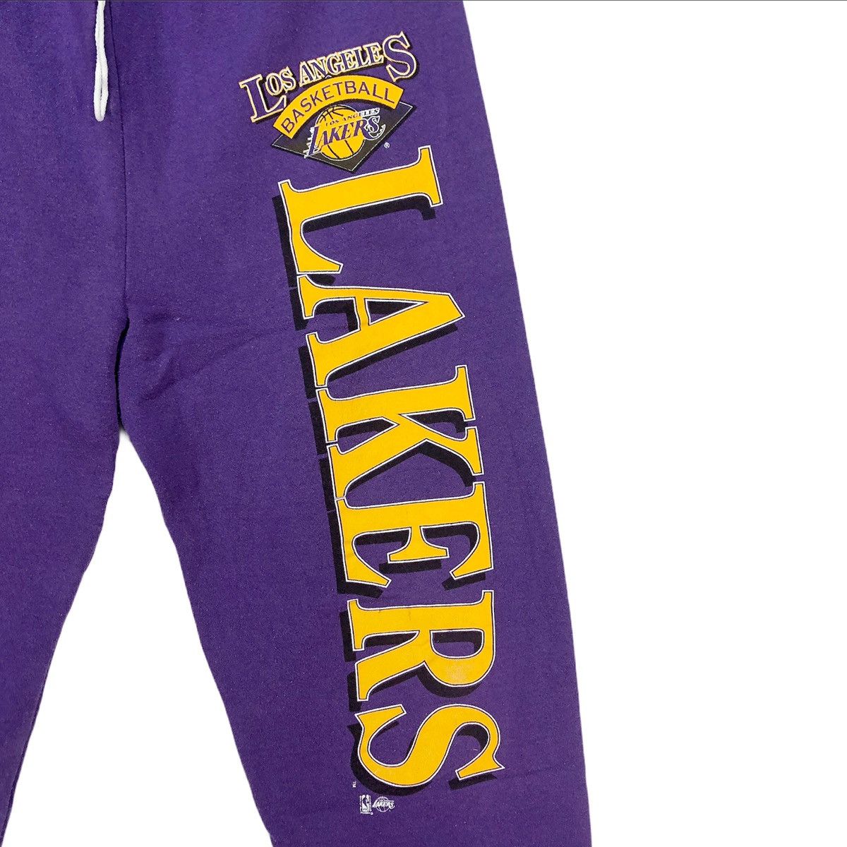 NBA Vintage 90s Los Angeles Lakers NBA Jogger Pant Size US 30 / EU 46 - 2 Thumbnail