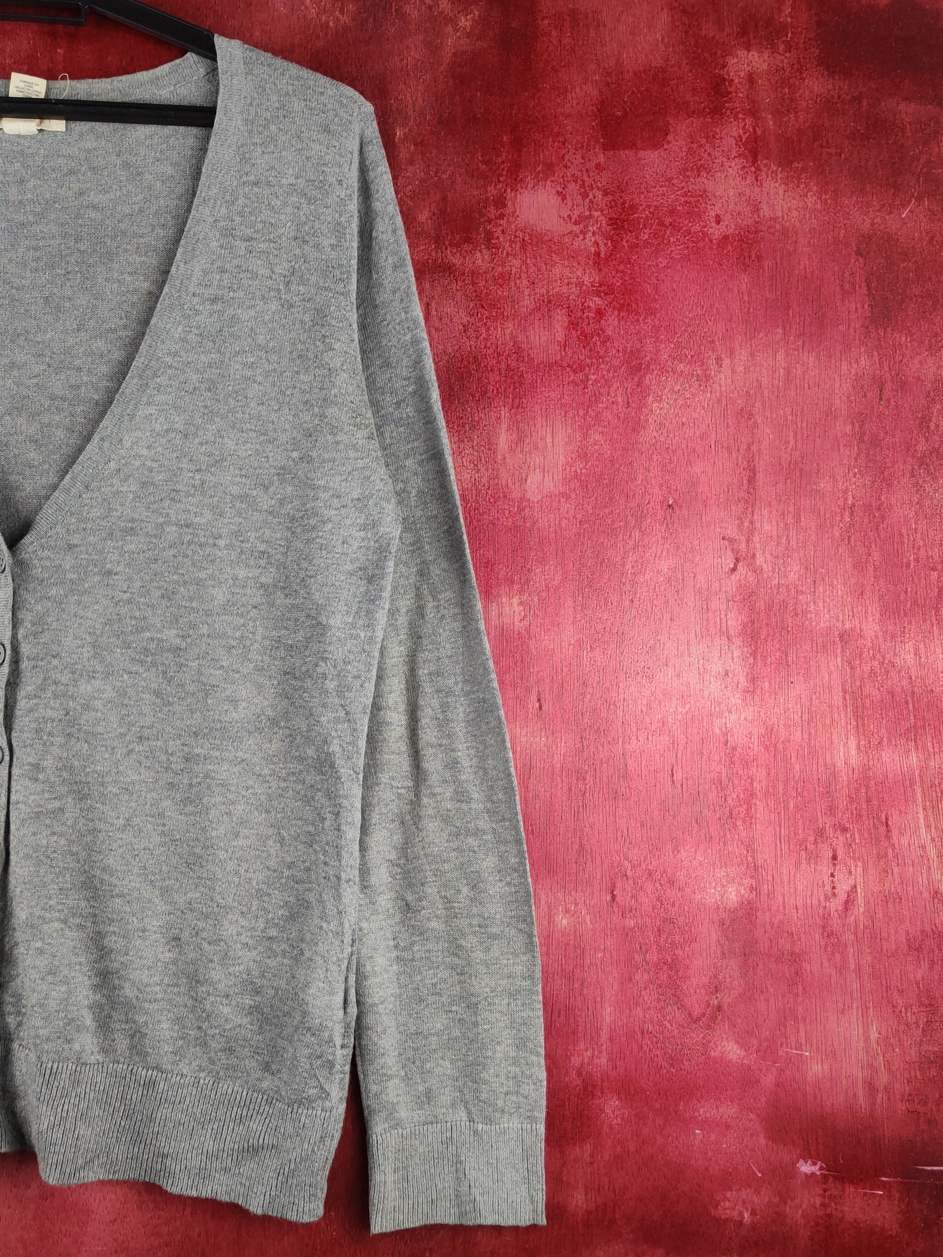 Forever 21 × Japanese Brand Forever 21 Gray Knitwear Cardigan #S1244 Size US S / EU 44-46 / 1 - 5 Thumbnail
