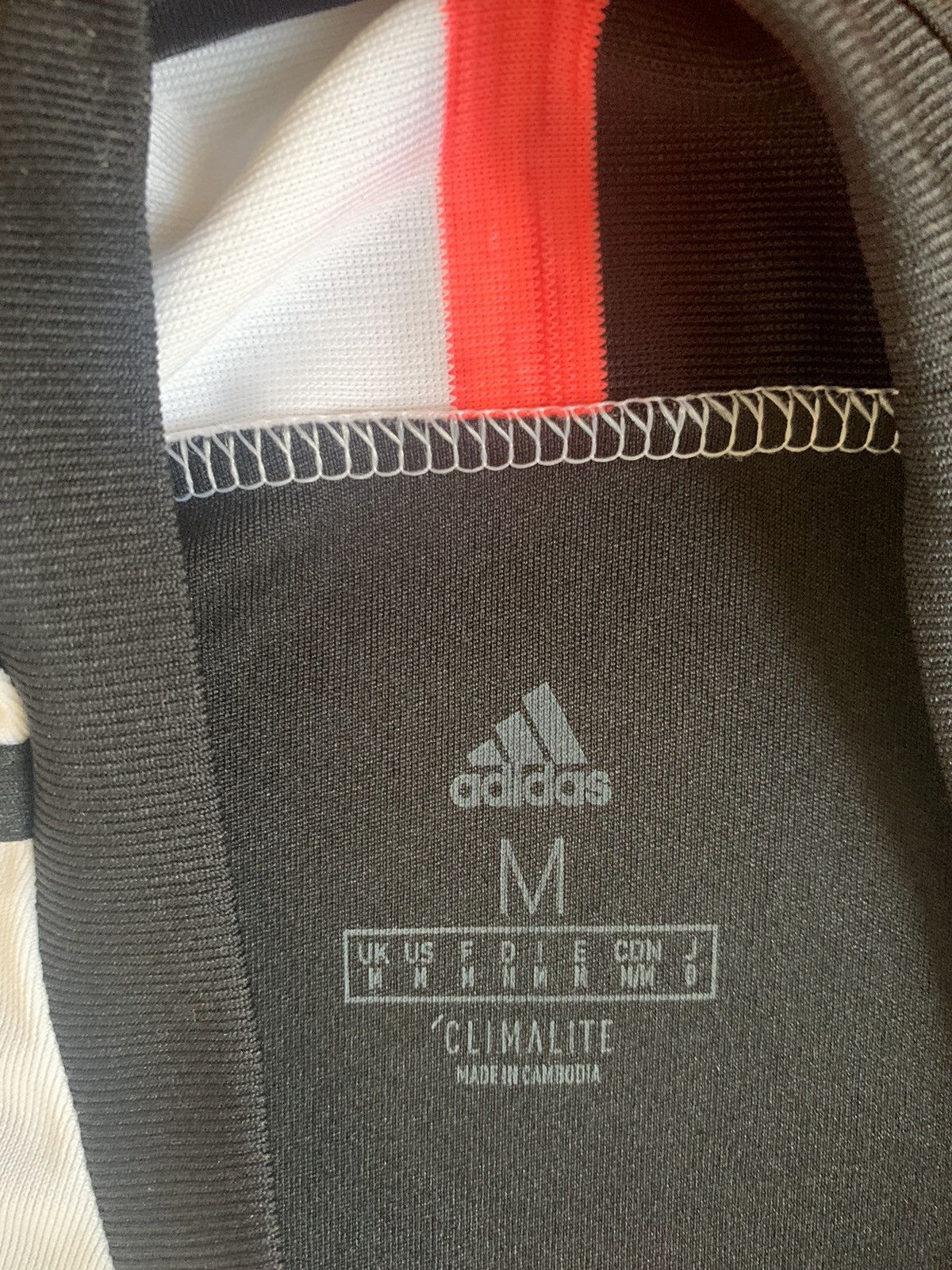 Adidas × Vintage Juventus 2019/20 Jersey Size US M / EU 48-50 / 2 - 4 Thumbnail