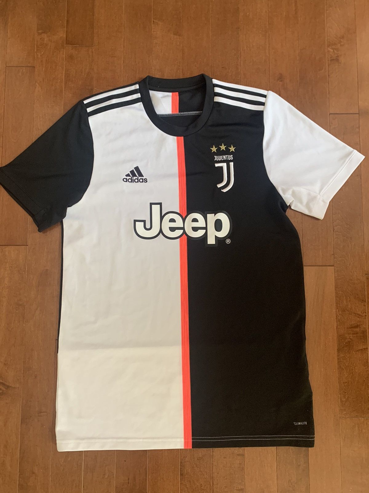 Adidas × Vintage Juventus 2019/20 Jersey Size US M / EU 48-50 / 2 - 1 Thumbnail