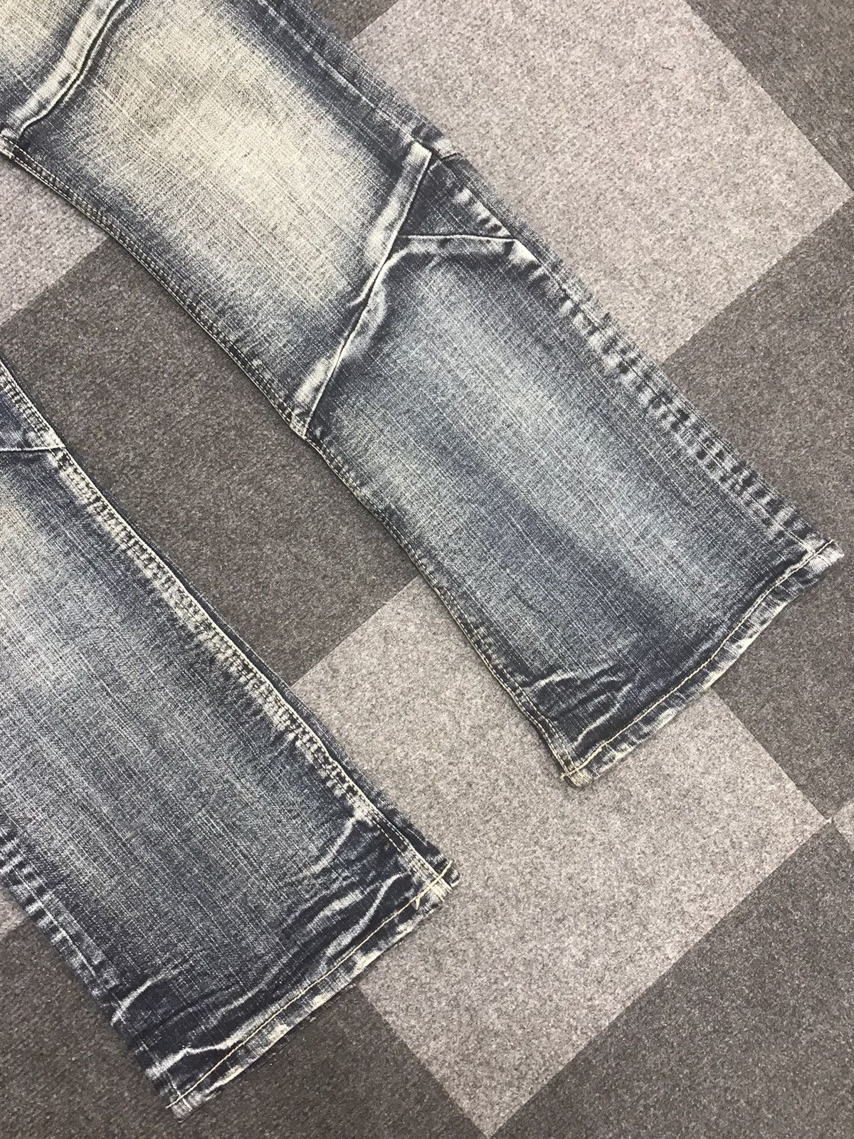 Japanese Brand FLARE DT Chaos Seam Cool Fades Jeans Size US 35 - 6 Thumbnail