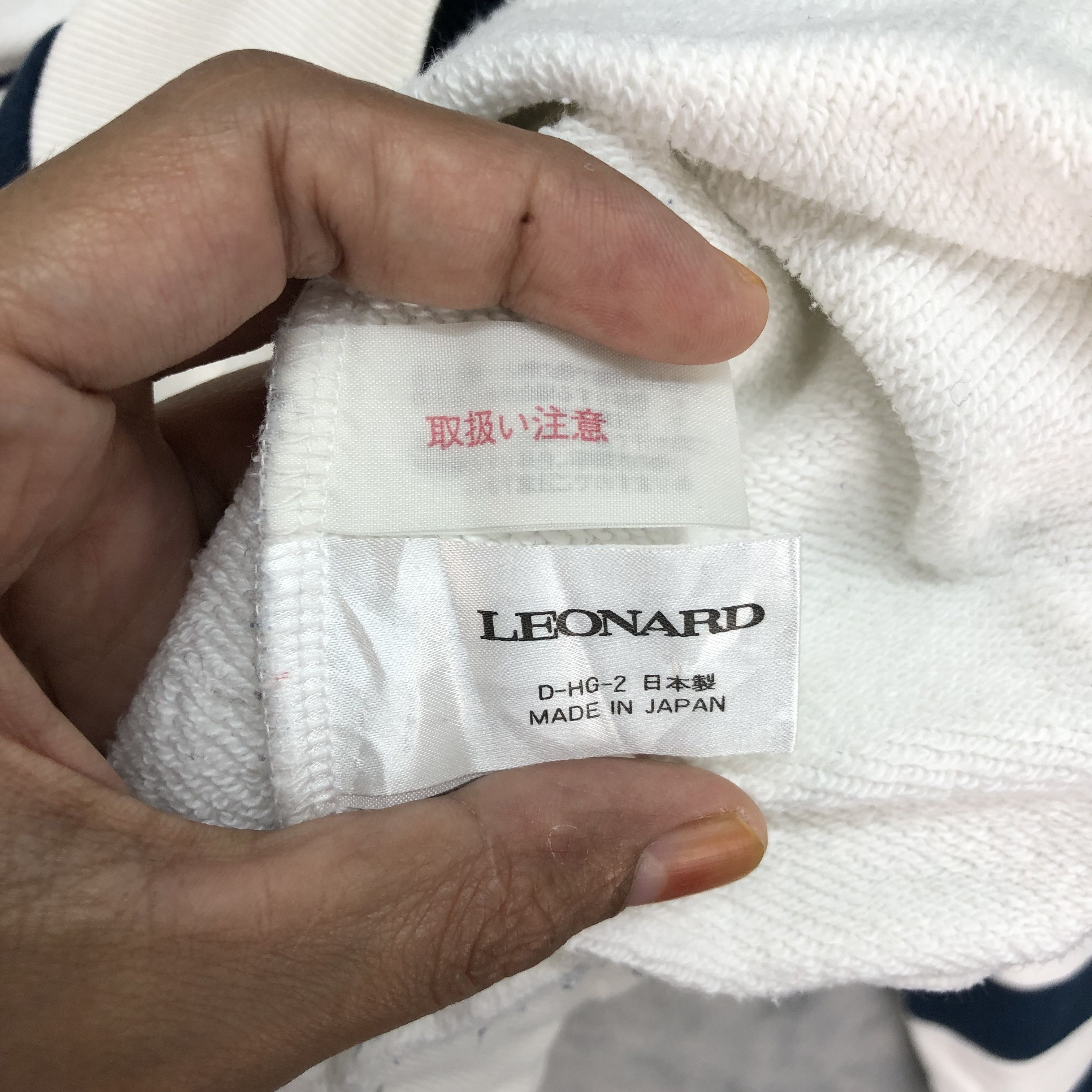 Japanese Brand Leonard Sport Embroidery Big Logo Sweatshirts #4393-152 Size US S / EU 44-46 / 1 - 10 Thumbnail