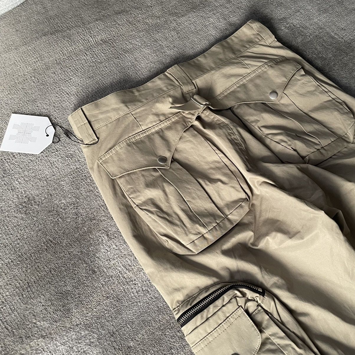 FFFPostalservice Flare Cargos V1 Sand