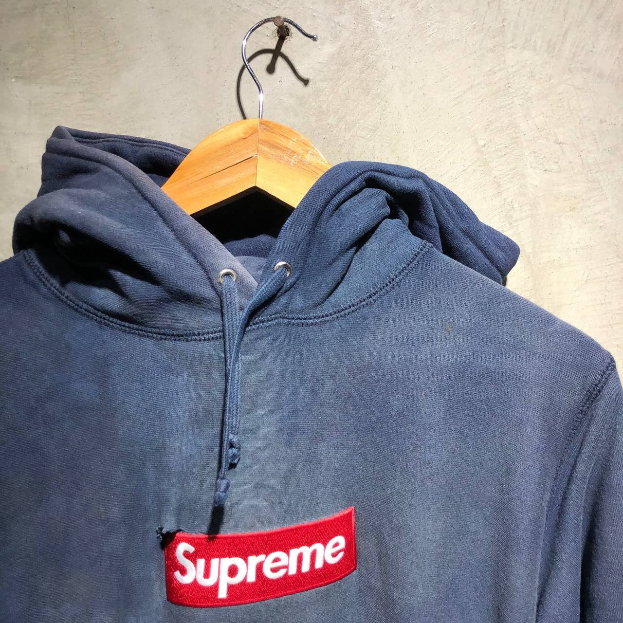 Supreme Supreme FW17 Box Logo Hoodie Size US L / EU 52-54 / 3 - 11 Thumbnail