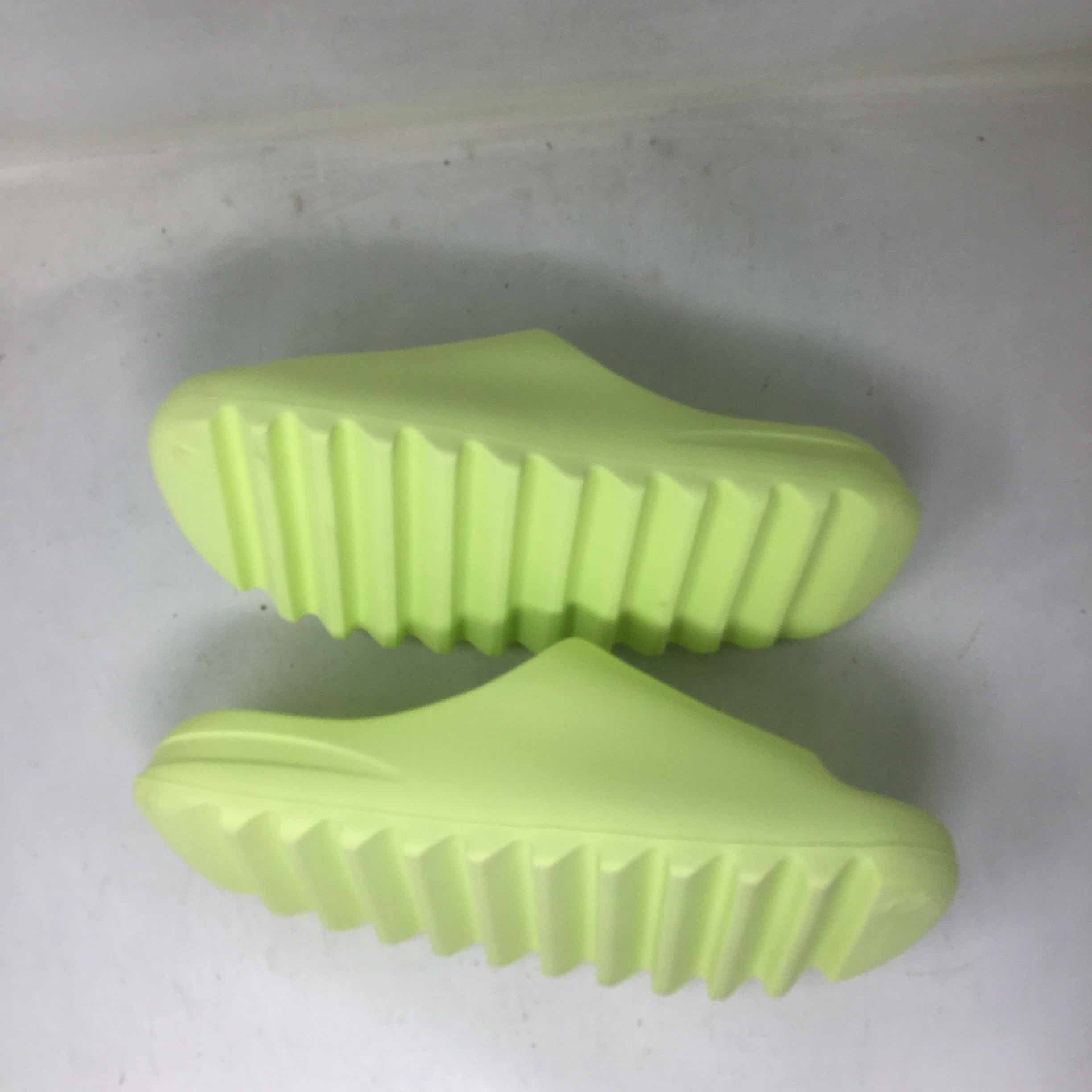 Adidas Yeezy Slides Glow Green Size US 11 / EU 44 - 2 Preview