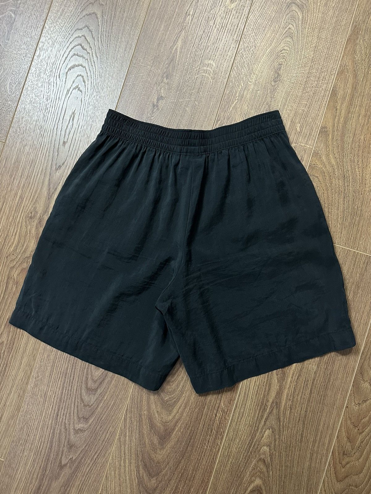 Weekday Weekday Wanda Black Shorts Size US 34 / EU 50 - 12 Thumbnail