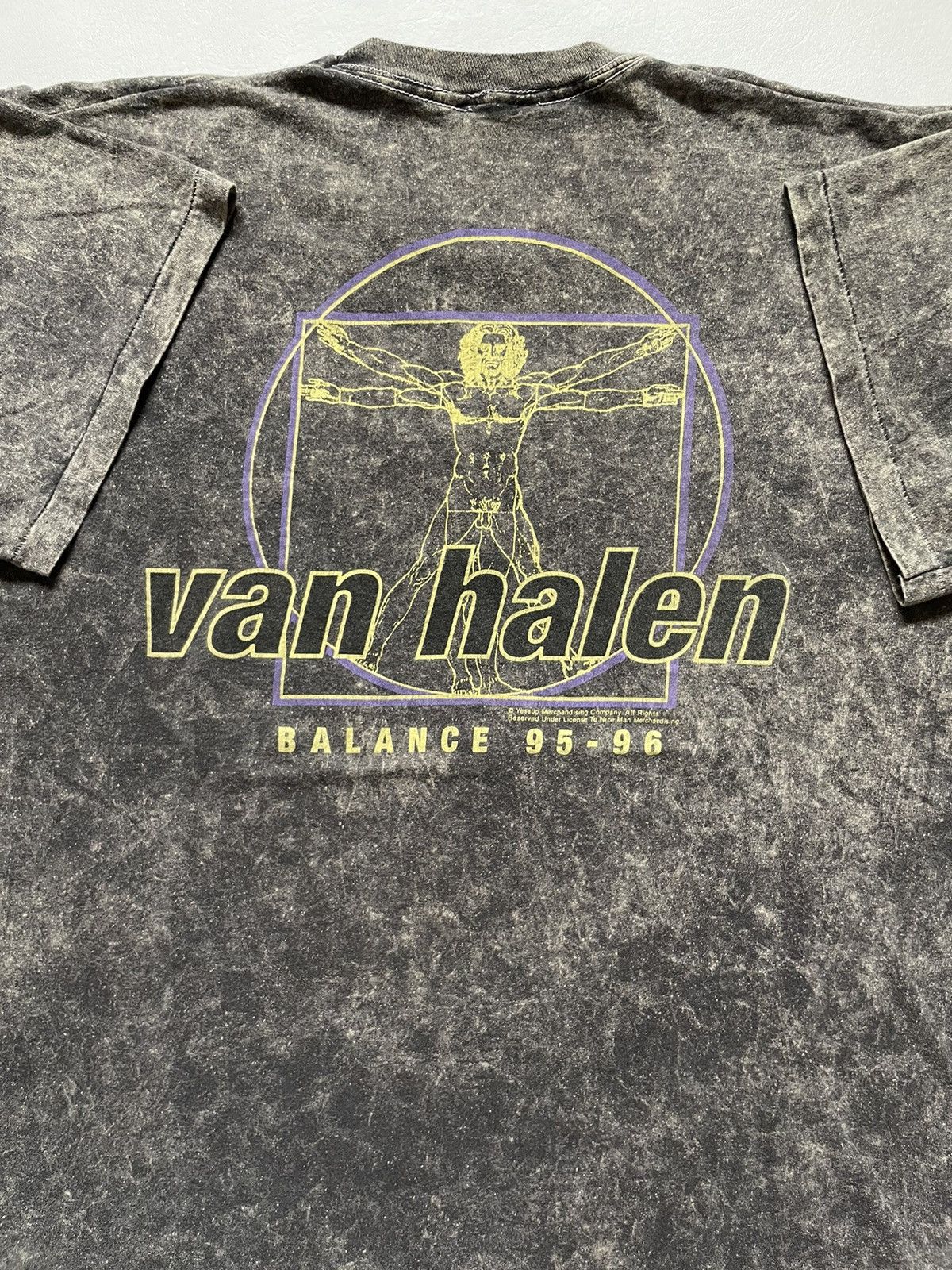Vintage Van Halen 95 balance tour shirt - www.disolcolor.com