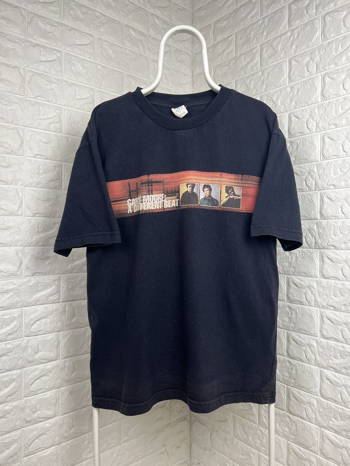 Band Tees × Vintage Vinatge Gary Moore Tee Size US XL / EU 56 / 4 - 1 Thumbnail