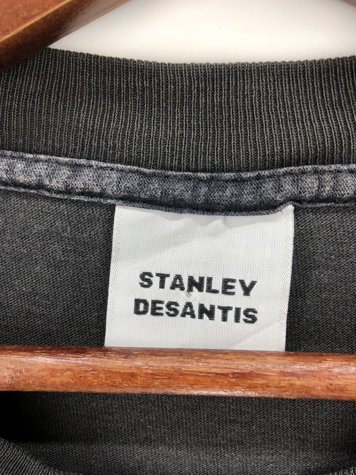 Vintage Vintage 90s Women From Mars Stanley Desantis Tee Size ONE SIZE - 7 Thumbnail