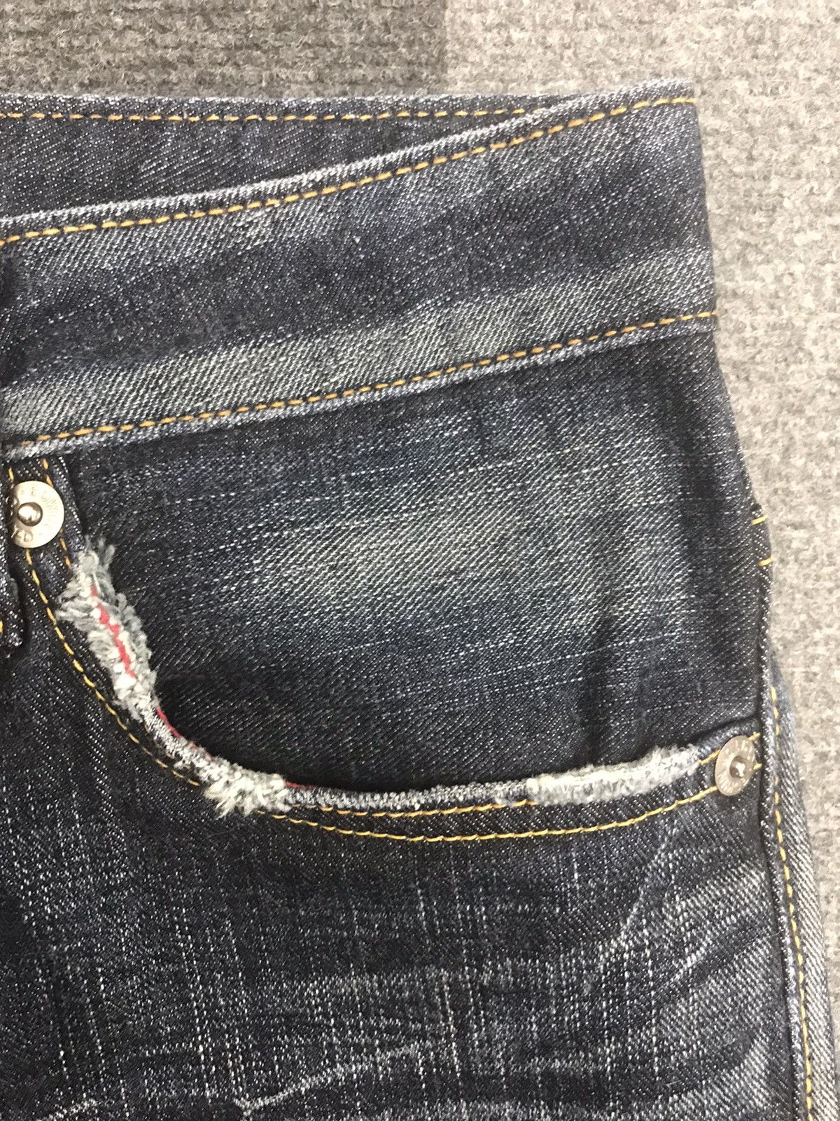 Edwin VERY RARE BOOTCUT EDWIN JAPAN BLUE TRIP JEANS Size US 30 / EU 46 - 7 Thumbnail