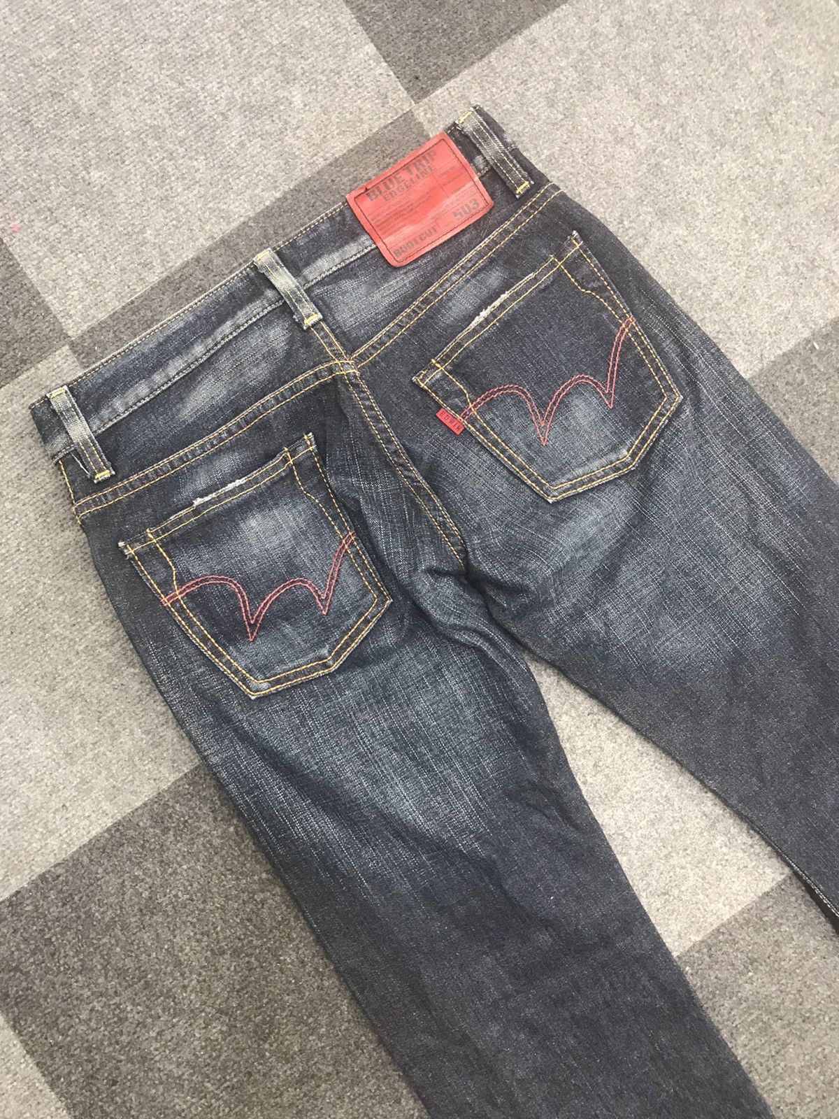Edwin VERY RARE BOOTCUT EDWIN JAPAN BLUE TRIP JEANS Size US 30 / EU 46 - 10 Thumbnail