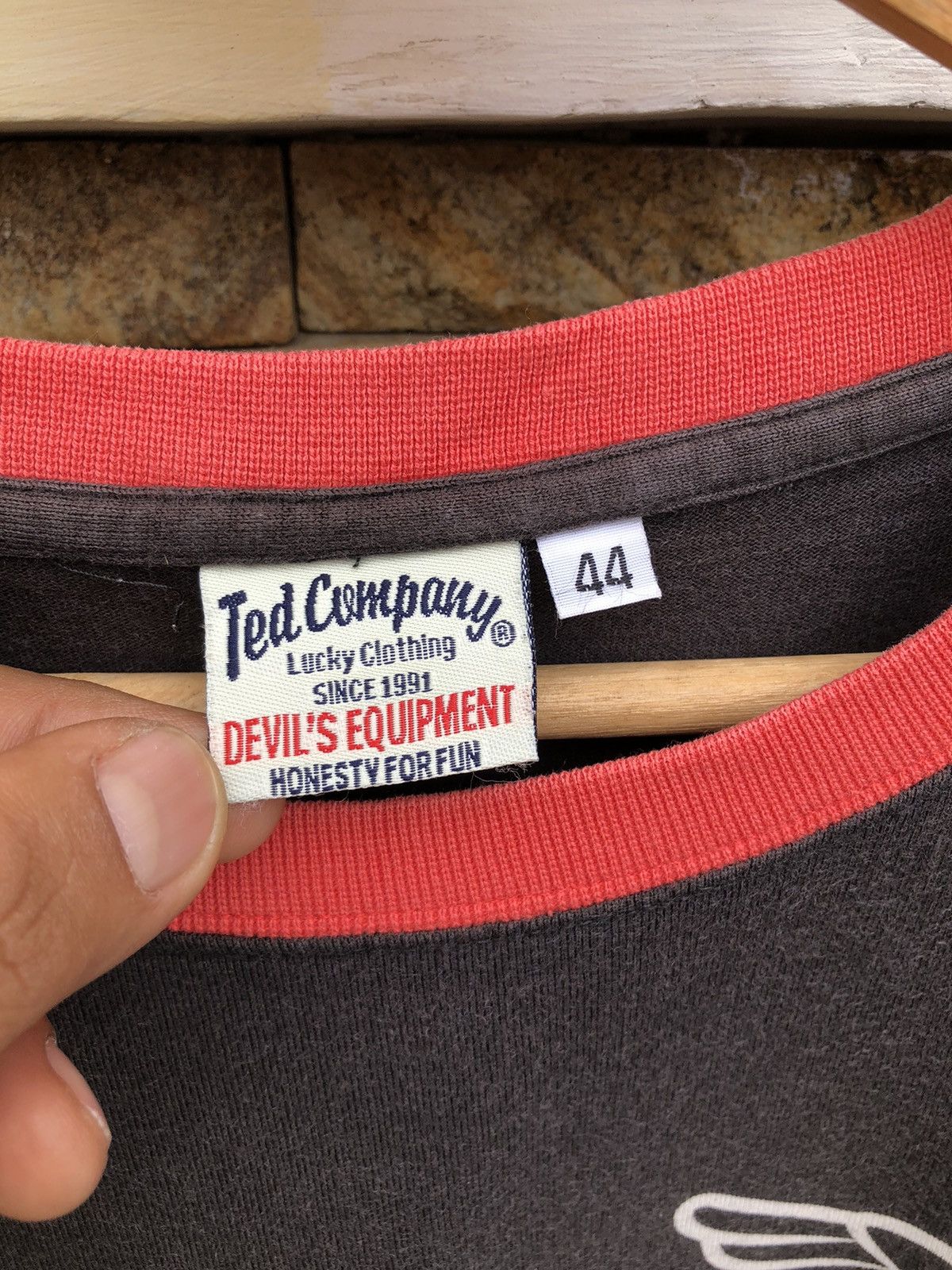 Tedman Rare🔥Vtg SUN FADED Ted Company Devil’s Baseball Tee Size US L / EU 52-54 / 3 - 7 Thumbnail