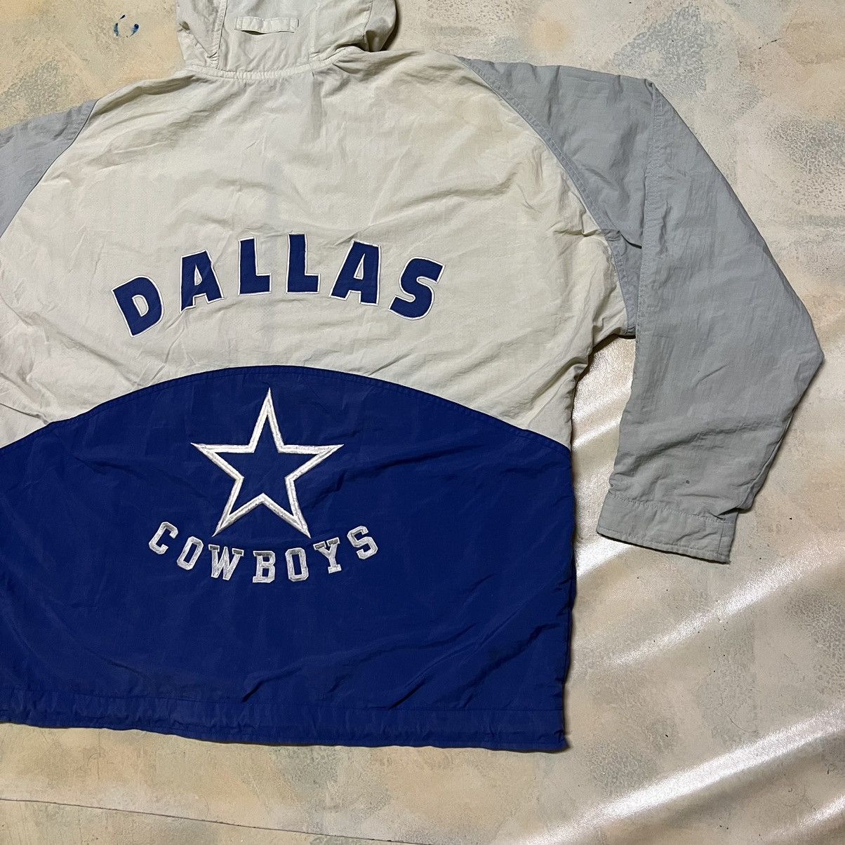 NFL × Sports Specialties × Vintage Vintage Dallas Cowboys NFL Big Logo Jacket Size US L / EU 52-54 / 3 - 19 Thumbnail