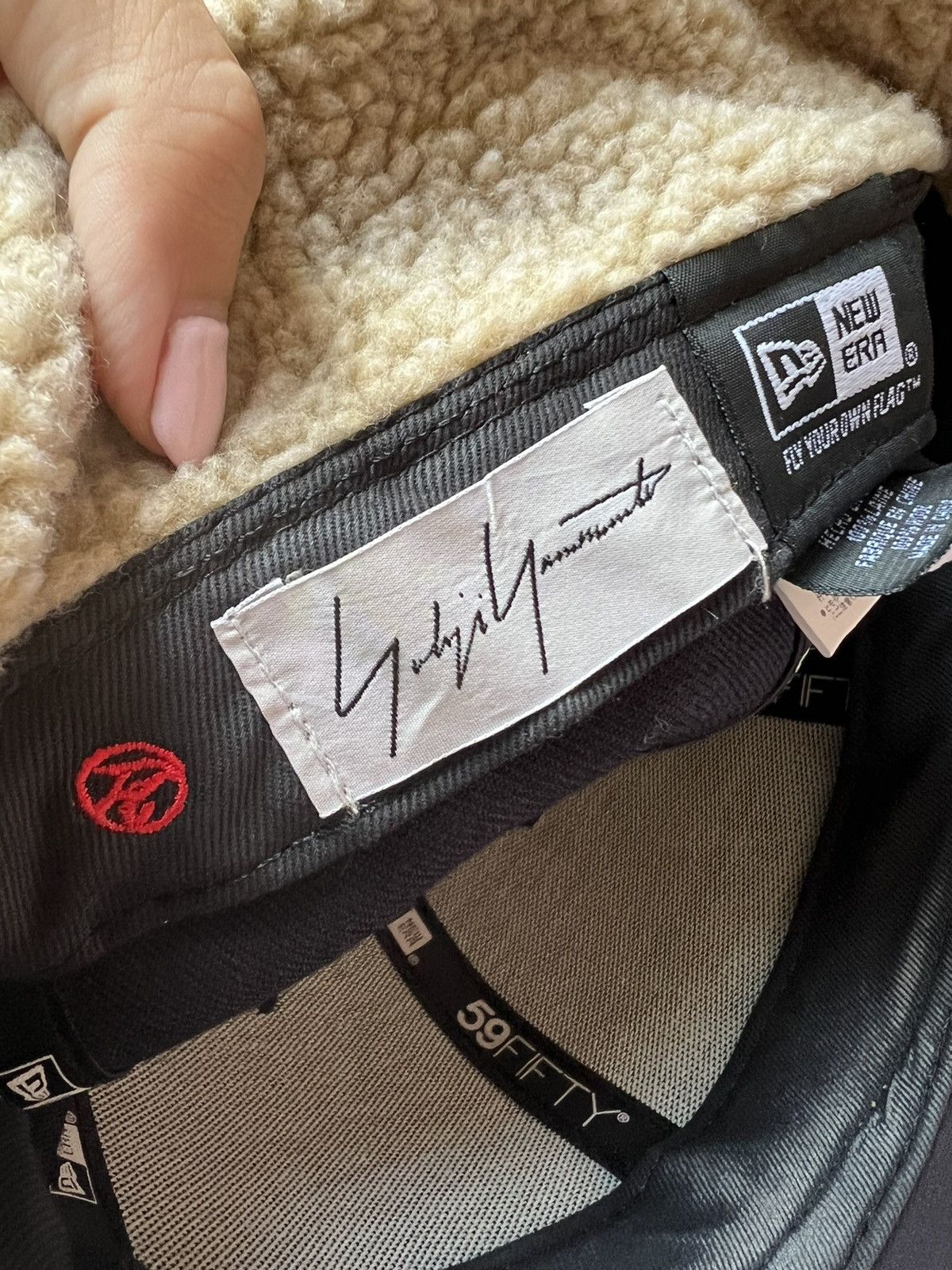 New Era × Yohji Yamamoto 🔥 Rare! Yohji Yamamoto x New Era Shearling Ear flap Cap Hat Size ONE SIZE - 5 Thumbnail
