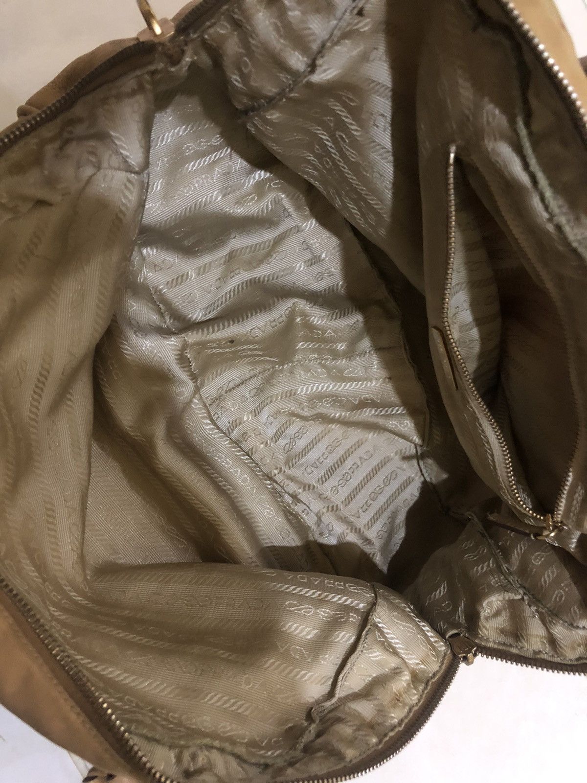 Prada VINTAGE PRADA TOTE BEG NYLON PLUS LEATHER MADE IN ITALY Size ONE SIZE - 8 Thumbnail