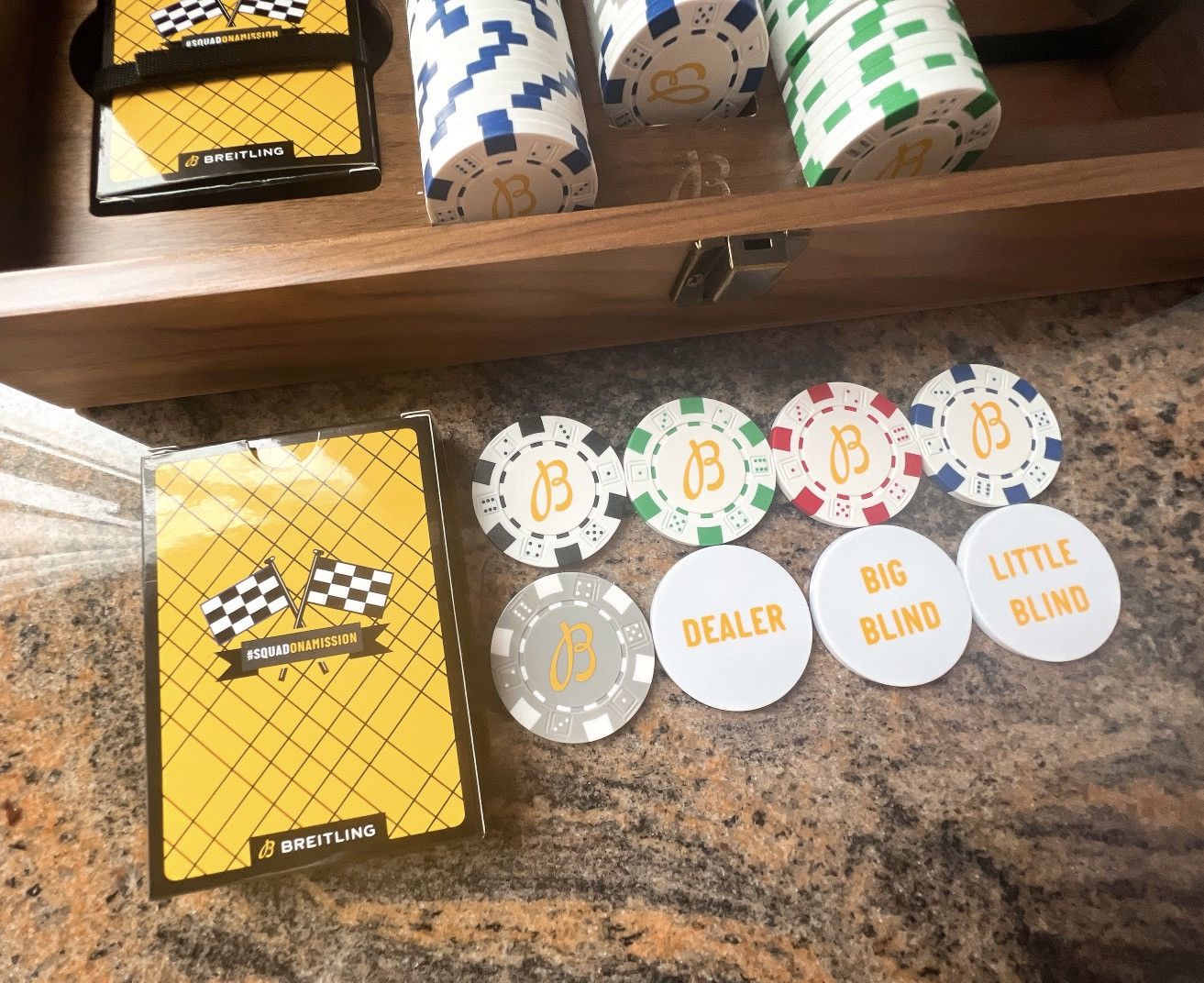 Breitling Breitling Texas Poker chips playing cards set in wooden box Size ONE SIZE - 4 Thumbnail