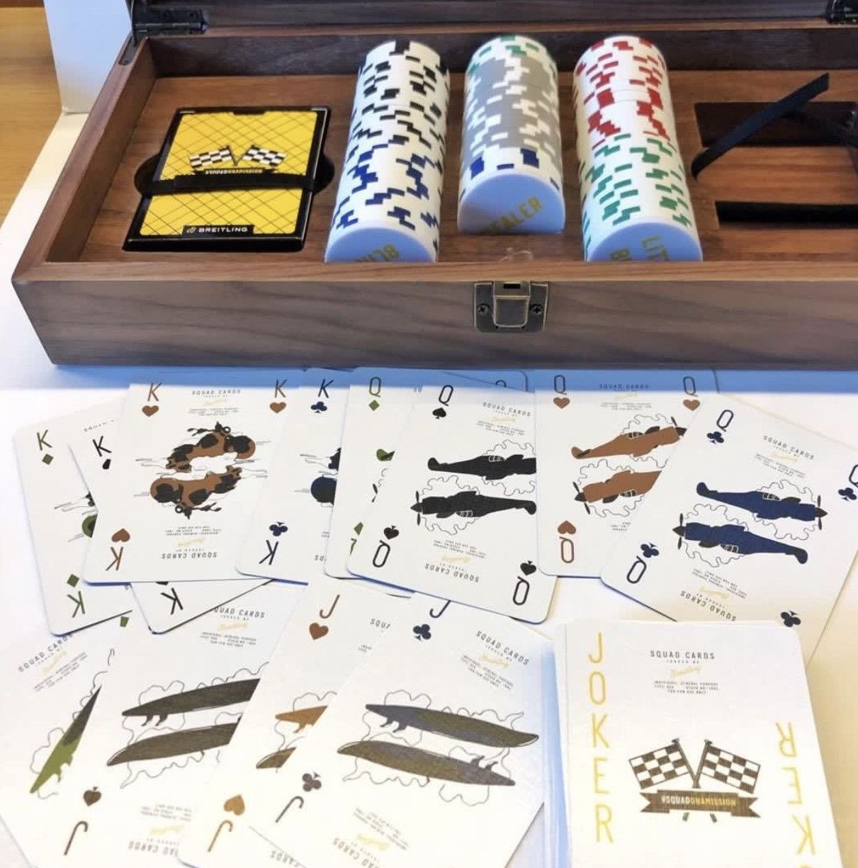 Breitling Breitling Texas Poker chips playing cards set in wooden box Size ONE SIZE - 3 Thumbnail