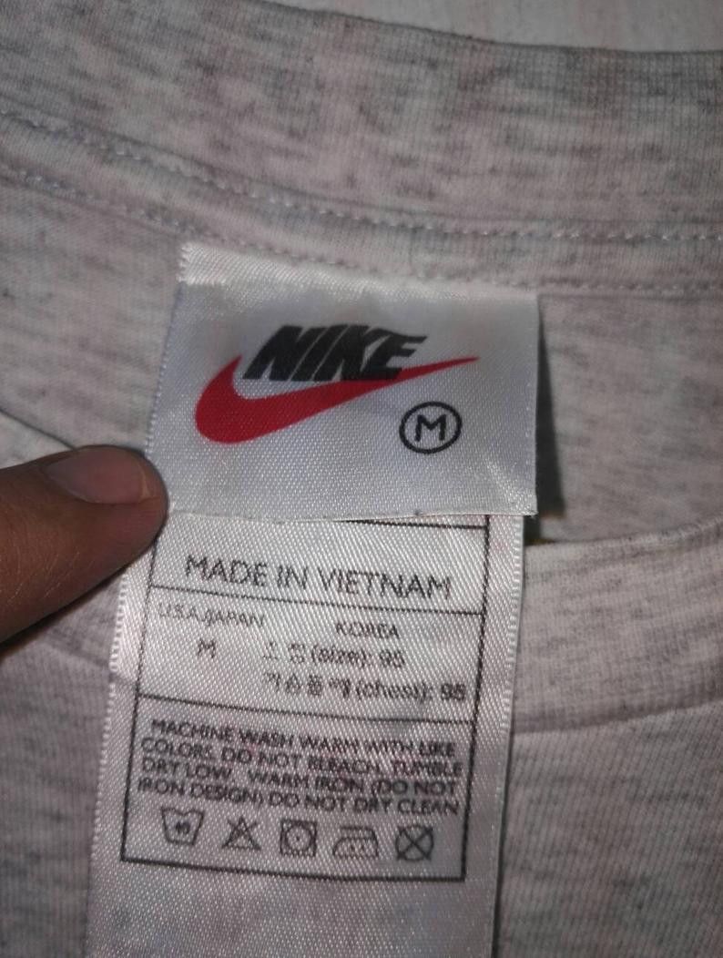 Nike 🔥STEALS🔥 90s NIKE Embroidered Logo Spell Out(code 11) Size US M / EU 48-50 / 2 - 5 Thumbnail
