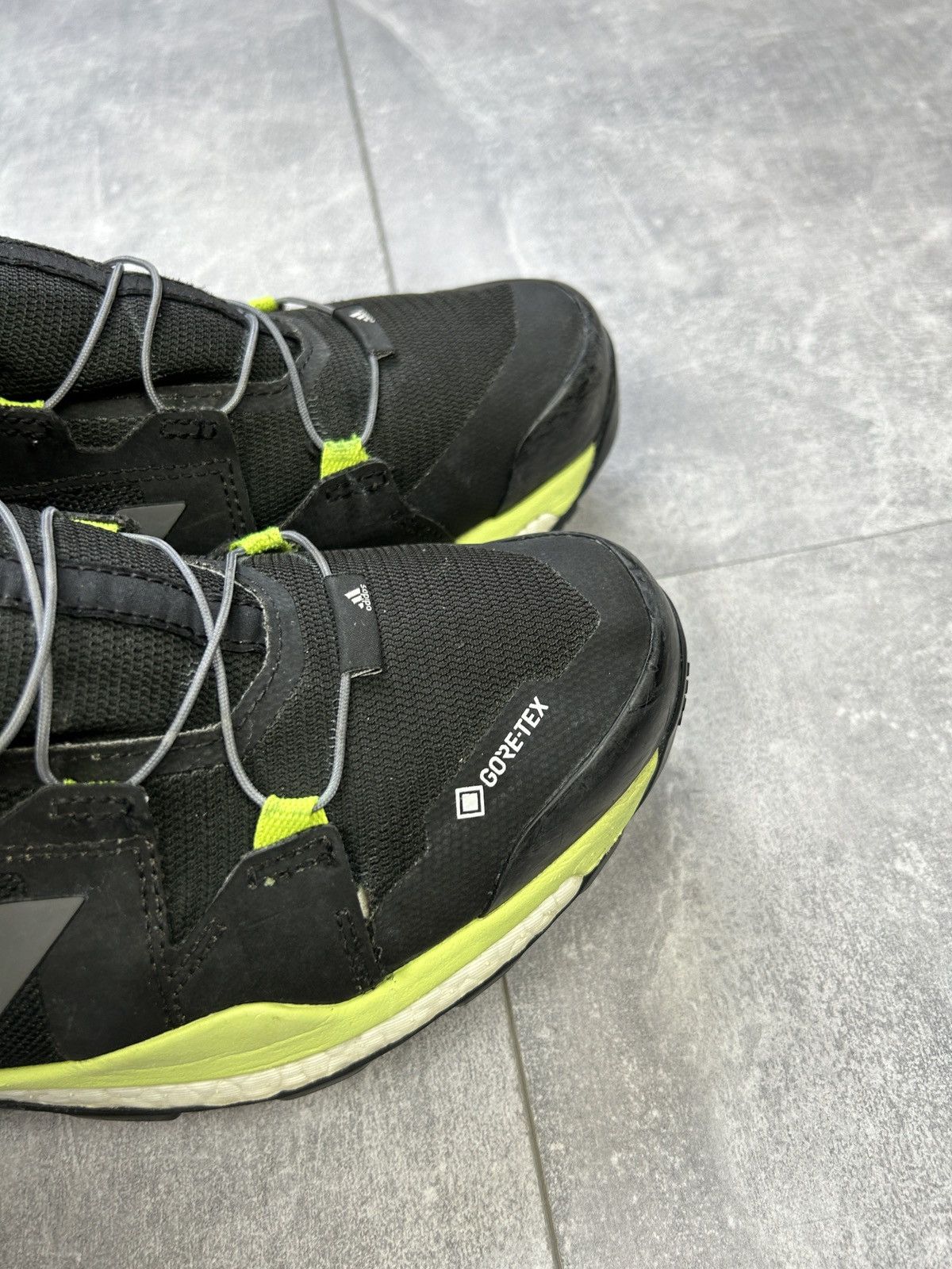 Adidas × Goretex Mens Adidas TERREX SKYCHASER XT MID GORE-TEX SHOES Sneakers Size US 8.5 / EU 41-42 - 6 Thumbnail