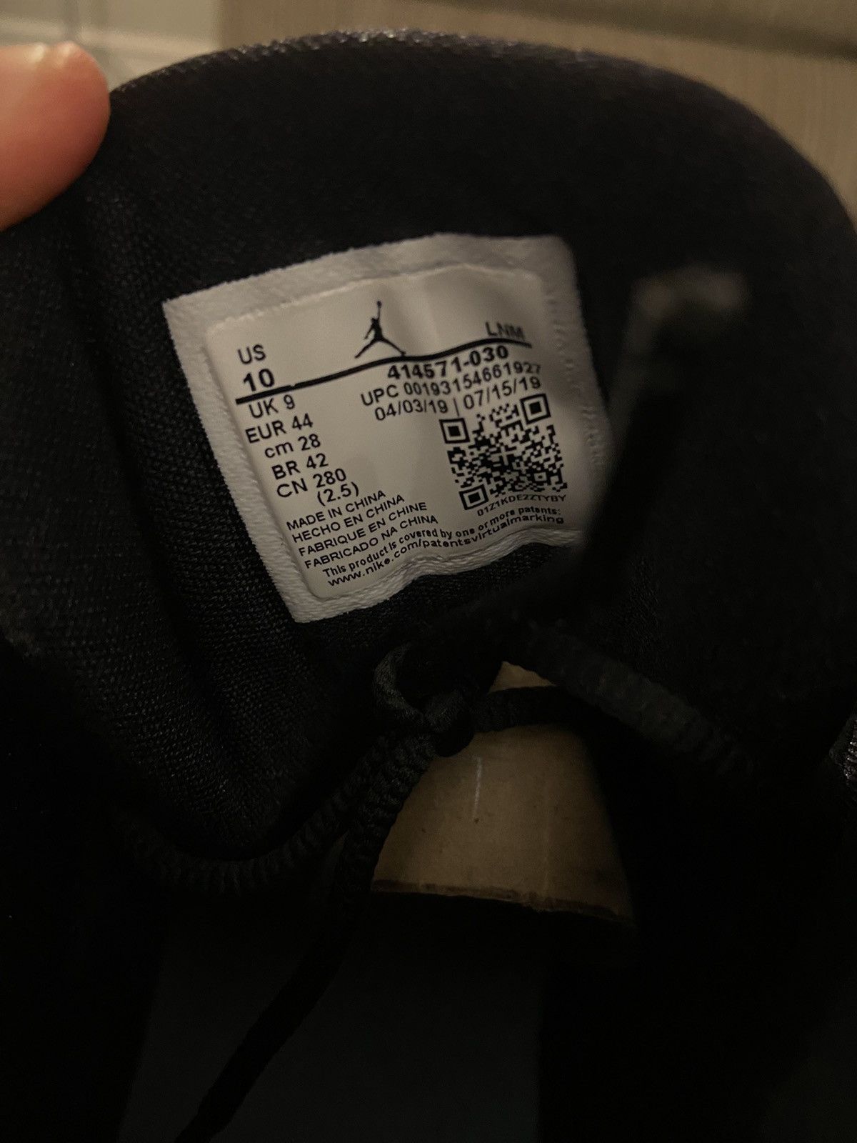 Air Jordan 13 Retro Black Island Green Sneaker Size 10