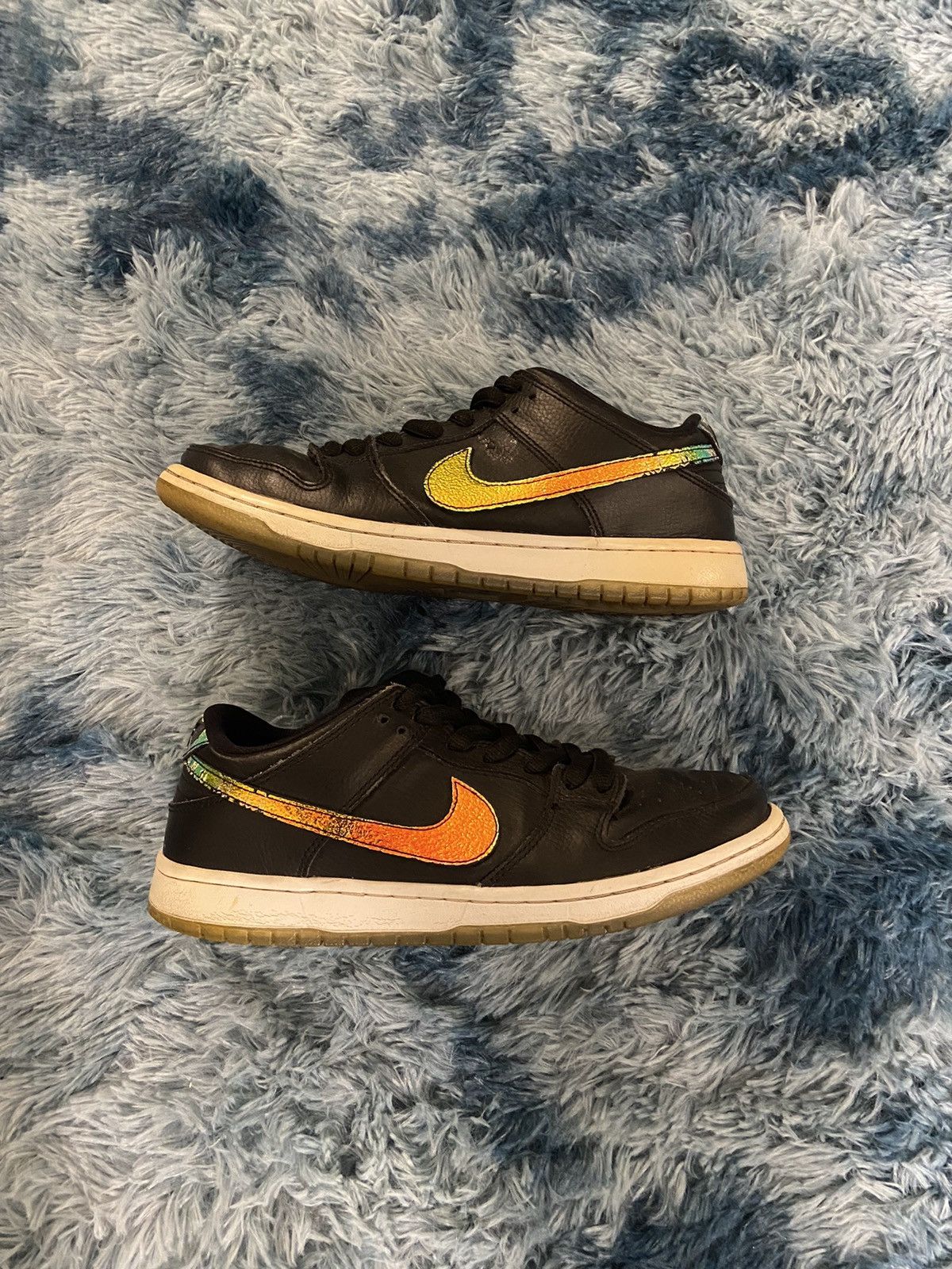 Nike RARE Nike SB Dunk Low Sparkle Oil Spill Sneaker Size 9 US Size US 9 / EU 42 - 2 Thumbnail