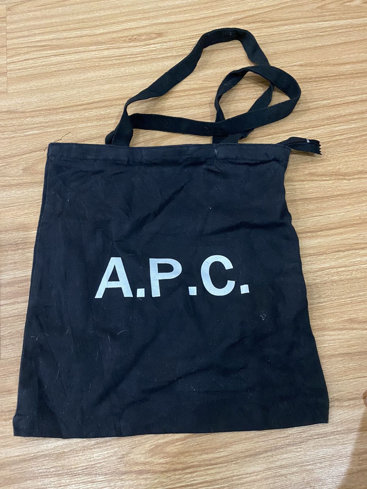 A.P.C. 🔥SALE🔥A.P.C TOTE BAG Size ONE SIZE - 3 Thumbnail