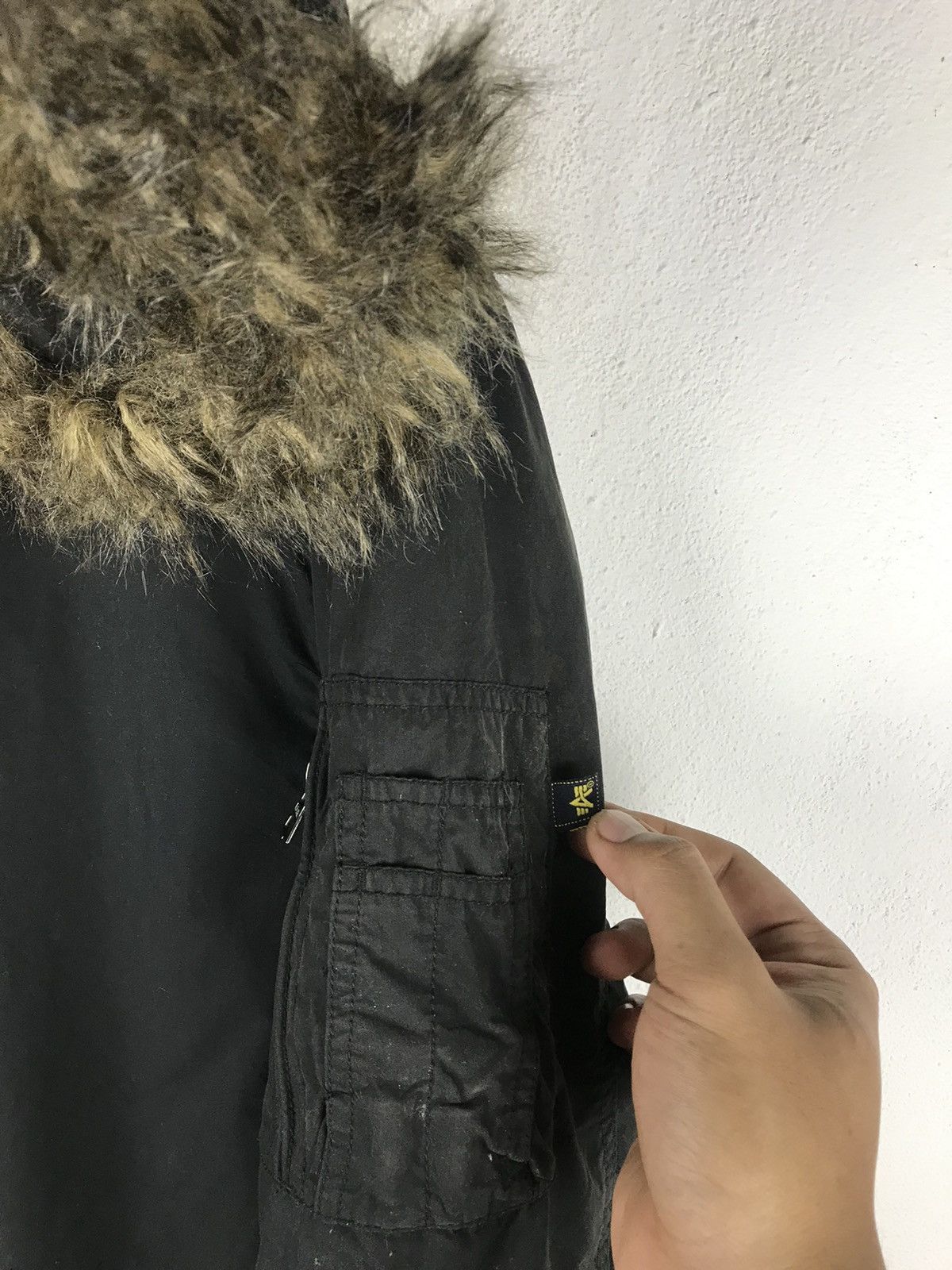 Alpha Industries 🔥SALE🔥ALPHA INDUSTRIES FISHTAIL PARKA JACKET FUR HOODIE Size US L / EU 52-54 / 3 - 6 Thumbnail