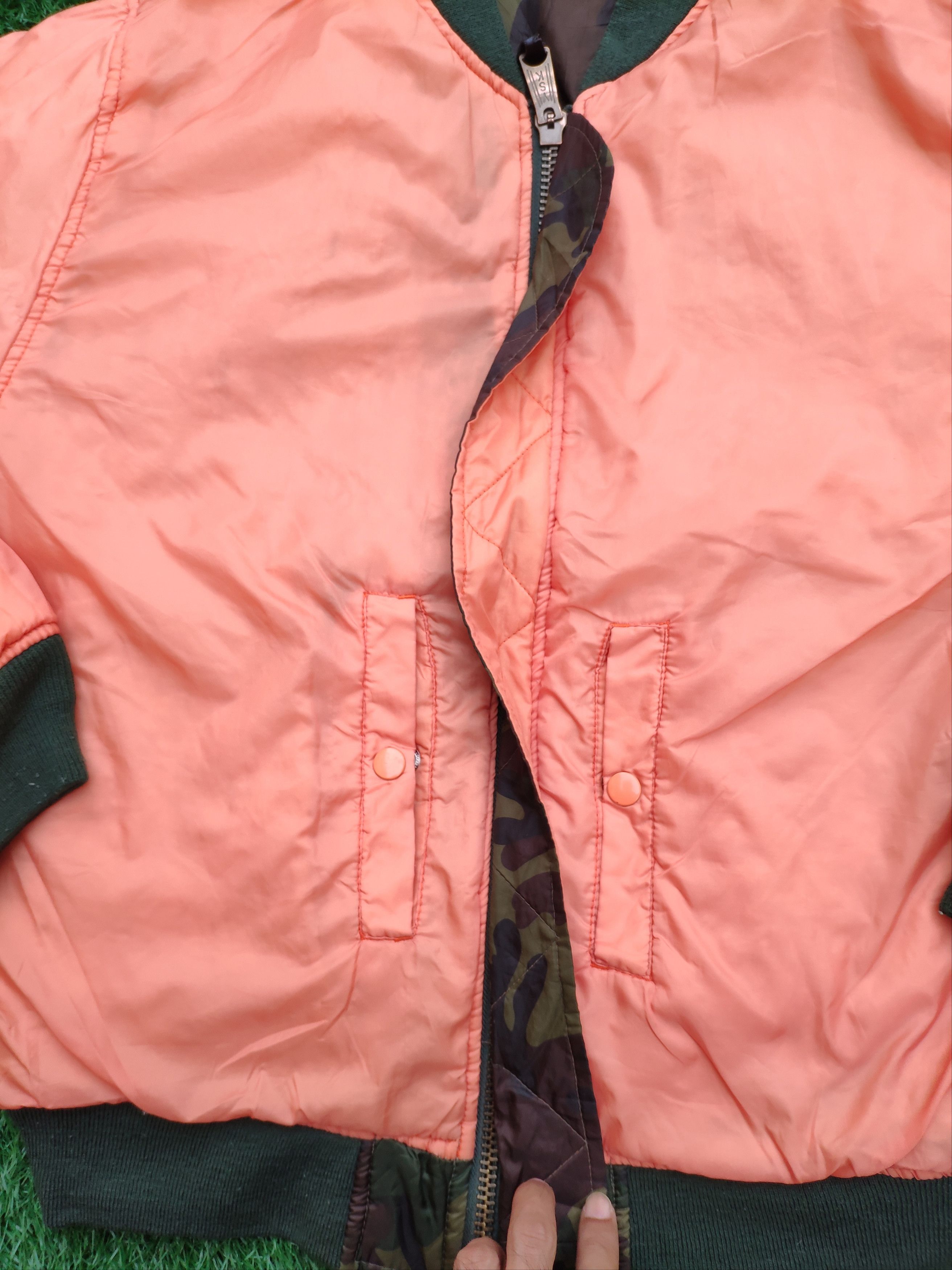 Vintage Vintage Flyers Man Bomber Jacket Camouflage Reversible Size US L / EU 52-54 / 3 - 16 Thumbnail