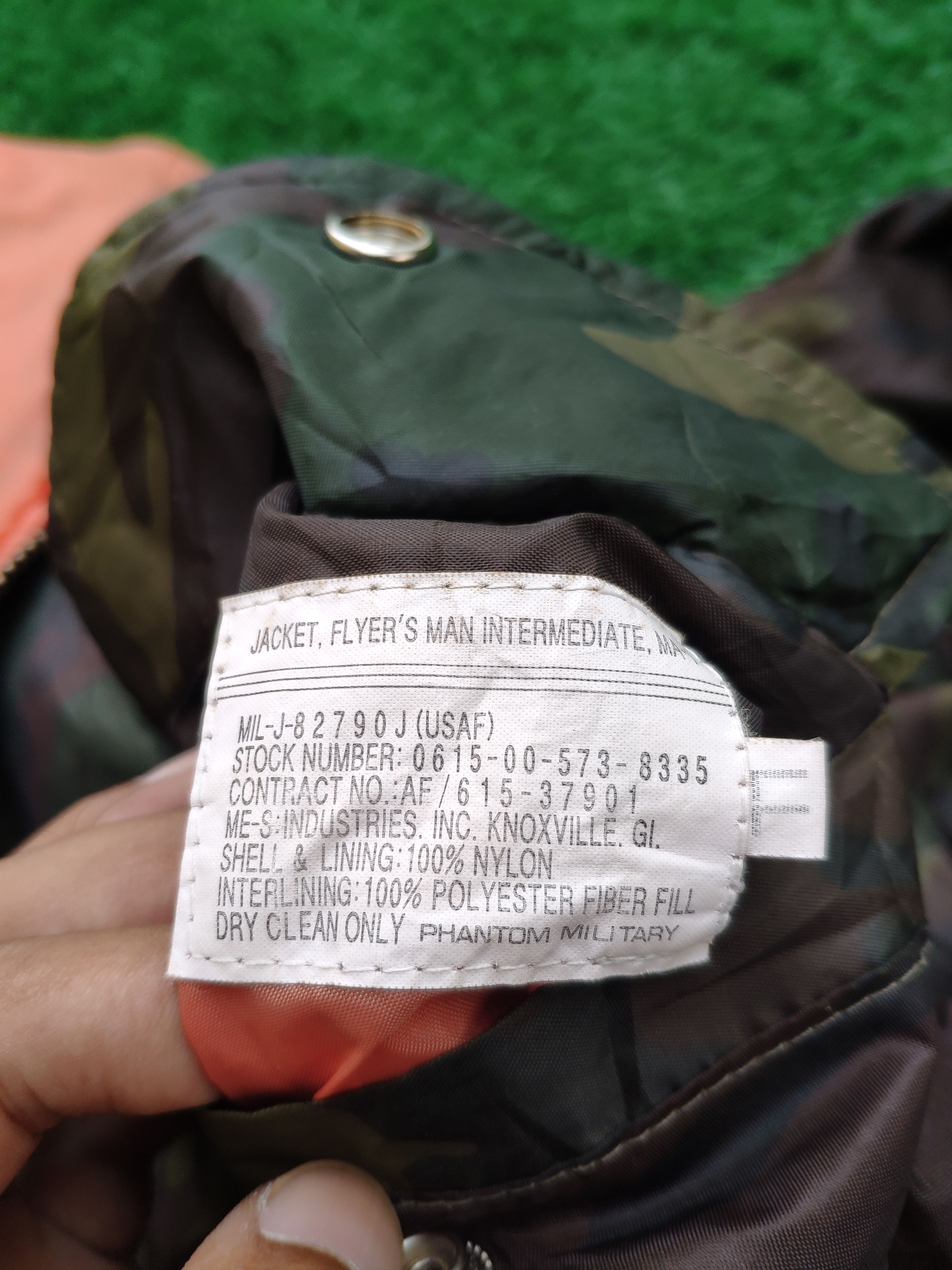 Vintage Vintage Flyers Man Bomber Jacket Camouflage Reversible Size US L / EU 52-54 / 3 - 11 Thumbnail