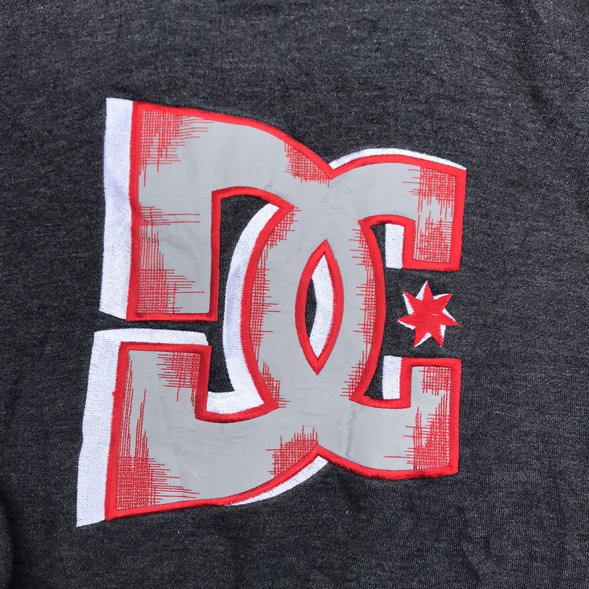 DC DC SHOE CO USA hoodie big logo Size US L / EU 52-54 / 3 - 4 Thumbnail