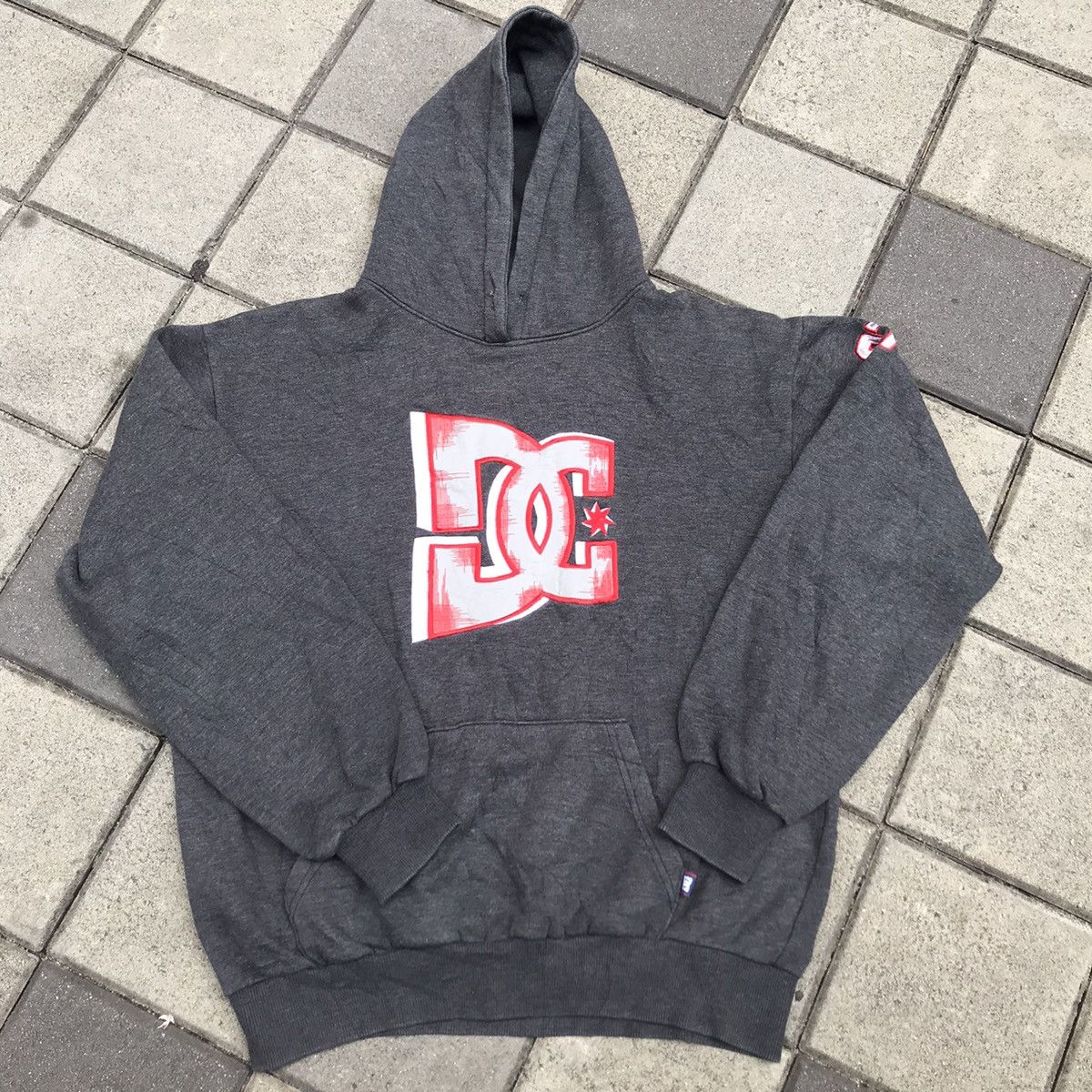 DC DC SHOE CO USA hoodie big logo Size US L / EU 52-54 / 3 - 2 Thumbnail