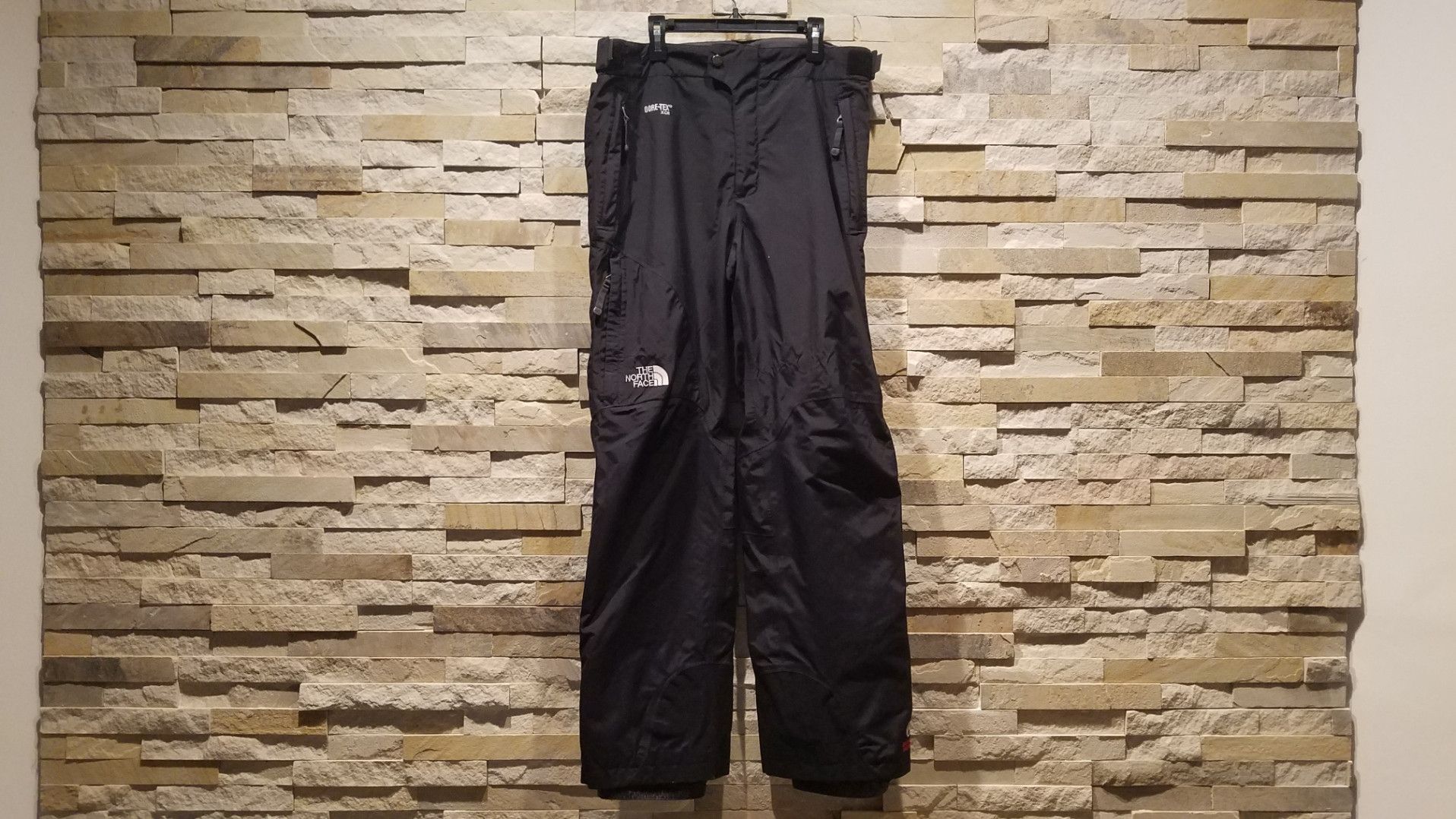 The North Face North Face Medium GoreTex Black Ski Snowboard Snow Pants Size US M / EU 48-50 / 2 - 1 Thumbnail