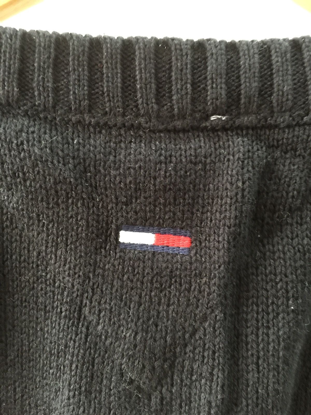 Tommy Hilfiger × Vintage 💥delete today💥signature tommy Hilfiger sweater kintwear Size US L / EU 52-54 / 3 - 5 Thumbnail