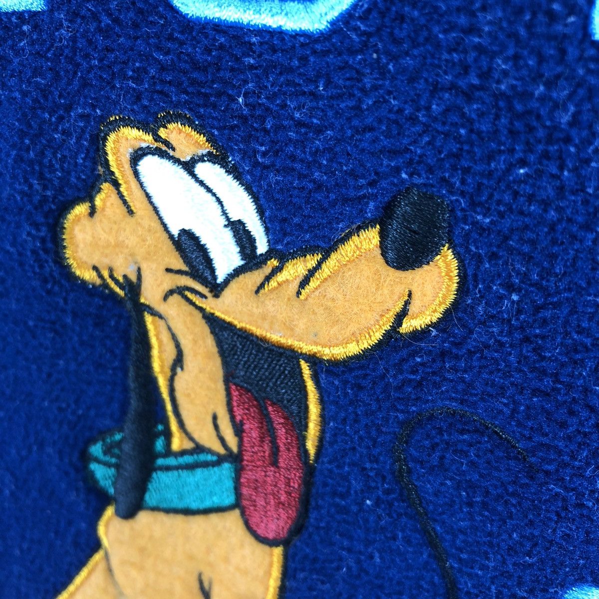 Disney Disney Pluto Embroidered Fleece Sweater Hoodie Size US M / EU 48-50 / 2 - 9 Thumbnail