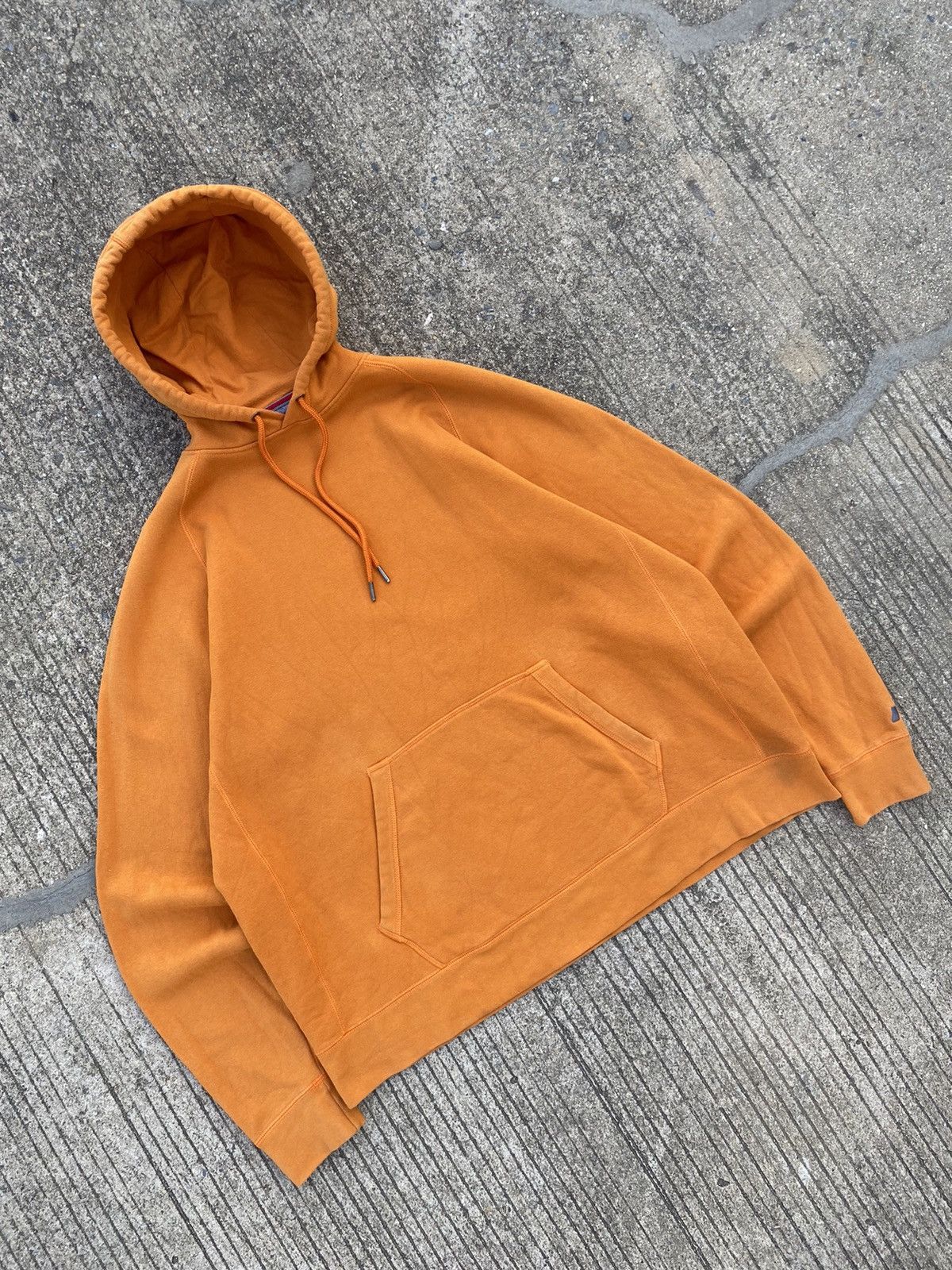 Russell Athletic Vintage Russell Athletic Hoodie Orange Size US XL / EU 56 / 4 - 2 Thumbnail