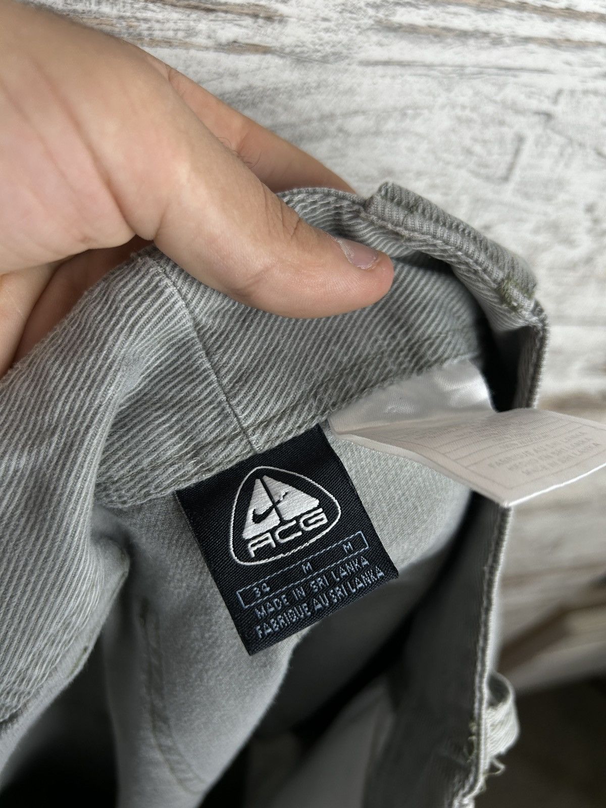 Nike ACG × Vintage Mens Vintage Nike ACG cargo shorts rare y2k streetwear drill Size US 34 / EU 50 - 17 Thumbnail