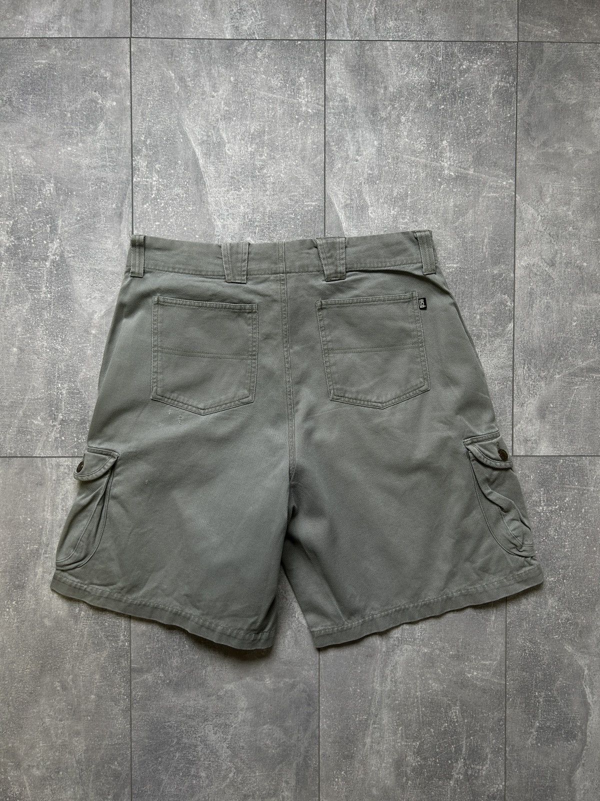 Nike ACG × Vintage Mens Vintage Nike ACG cargo shorts rare y2k streetwear drill Size US 34 / EU 50 - 20 Thumbnail