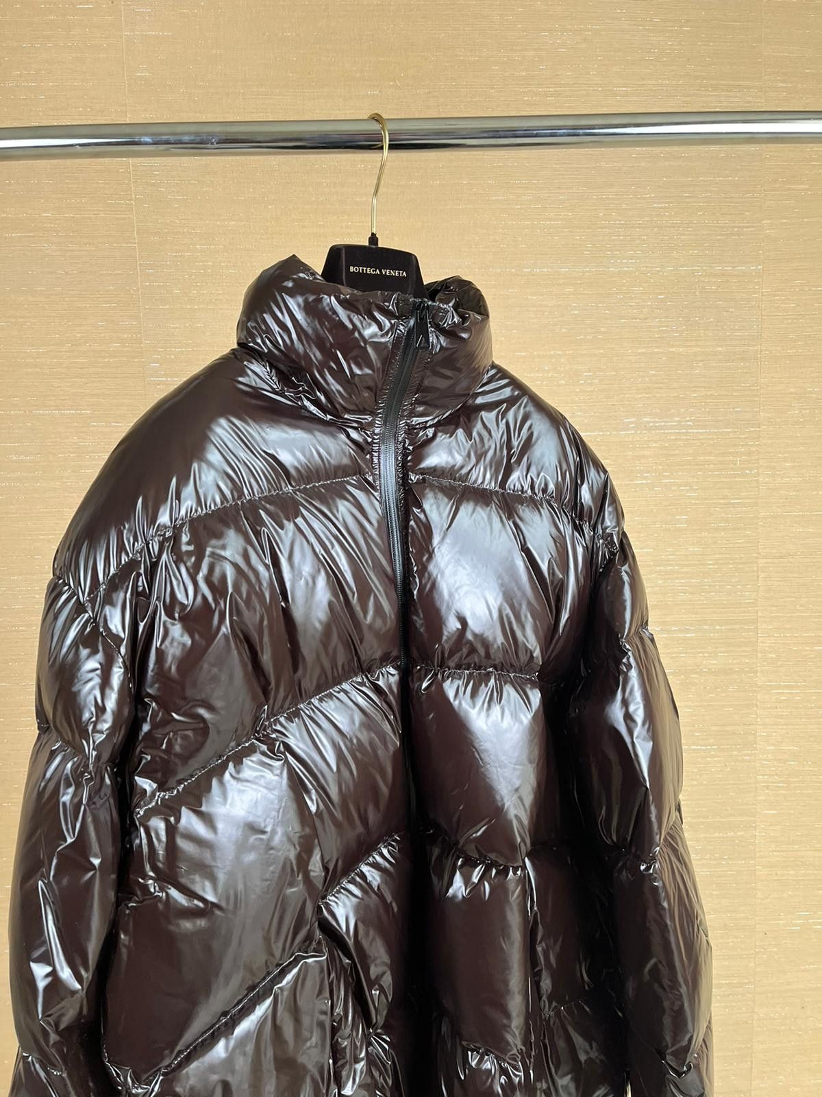 Bottega Veneta Lightweight Down Jacket With Removable Hood in Brown Size US M / EU 48-50 / 2 - 2 Thumbnail