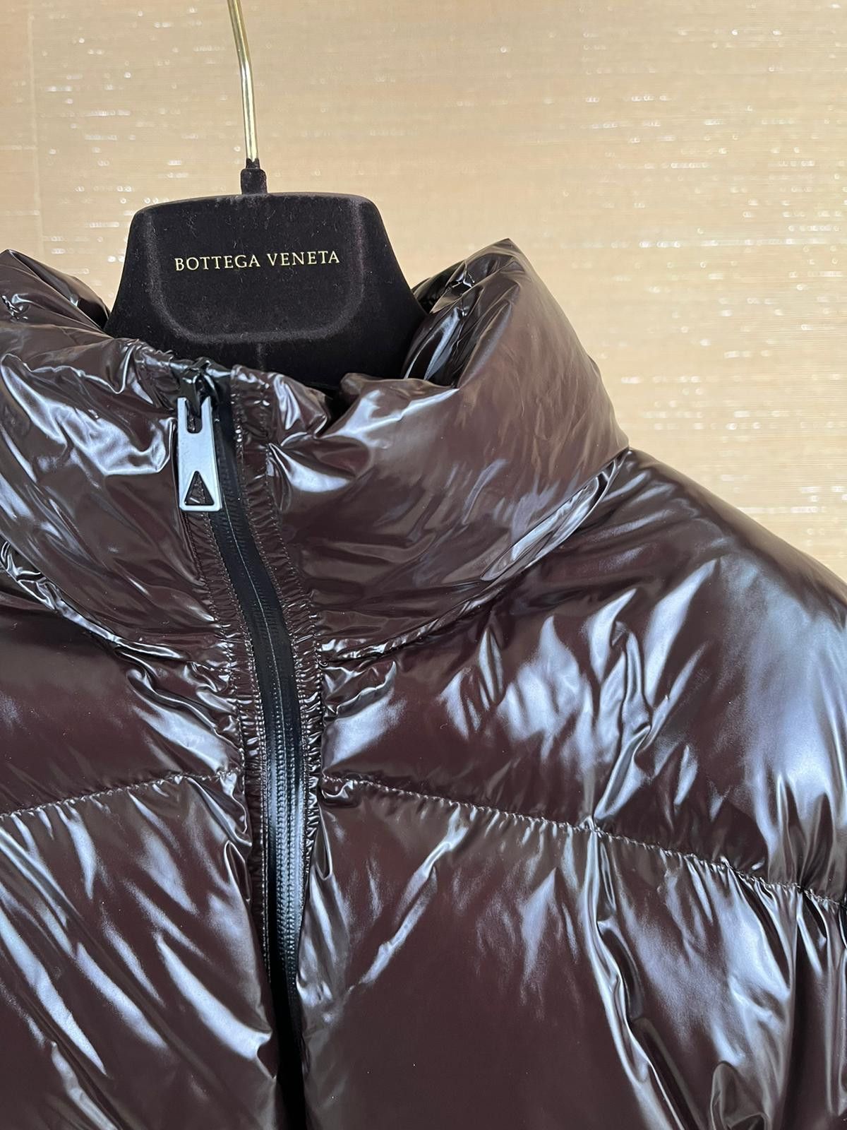 Bottega Veneta Lightweight Down Jacket With Removable Hood in Brown Size US M / EU 48-50 / 2 - 3 Thumbnail