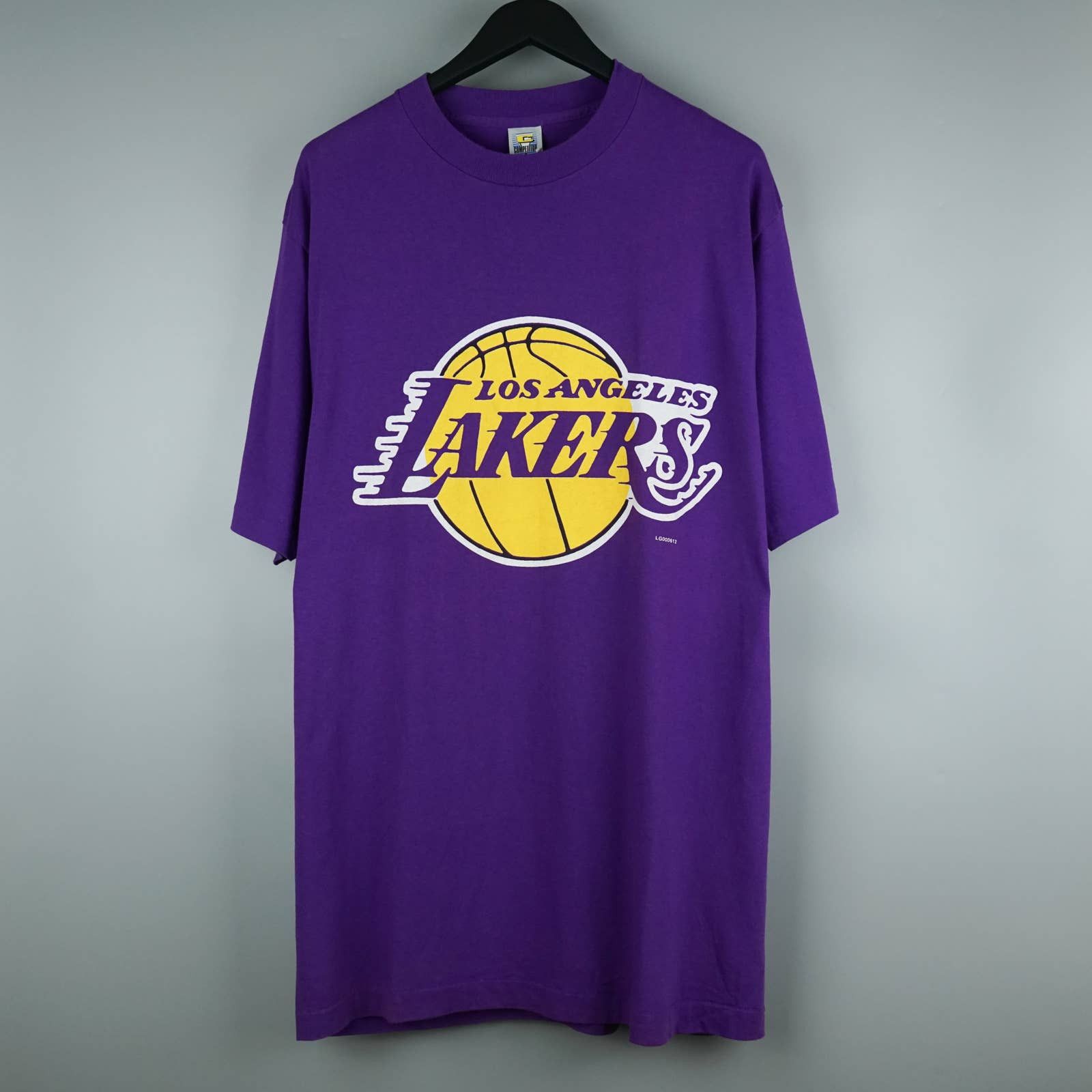 NBA × Vintage 1990s Lakers t shirt Single Stitch Size US XL / EU 56 / 4 - 1 Thumbnail