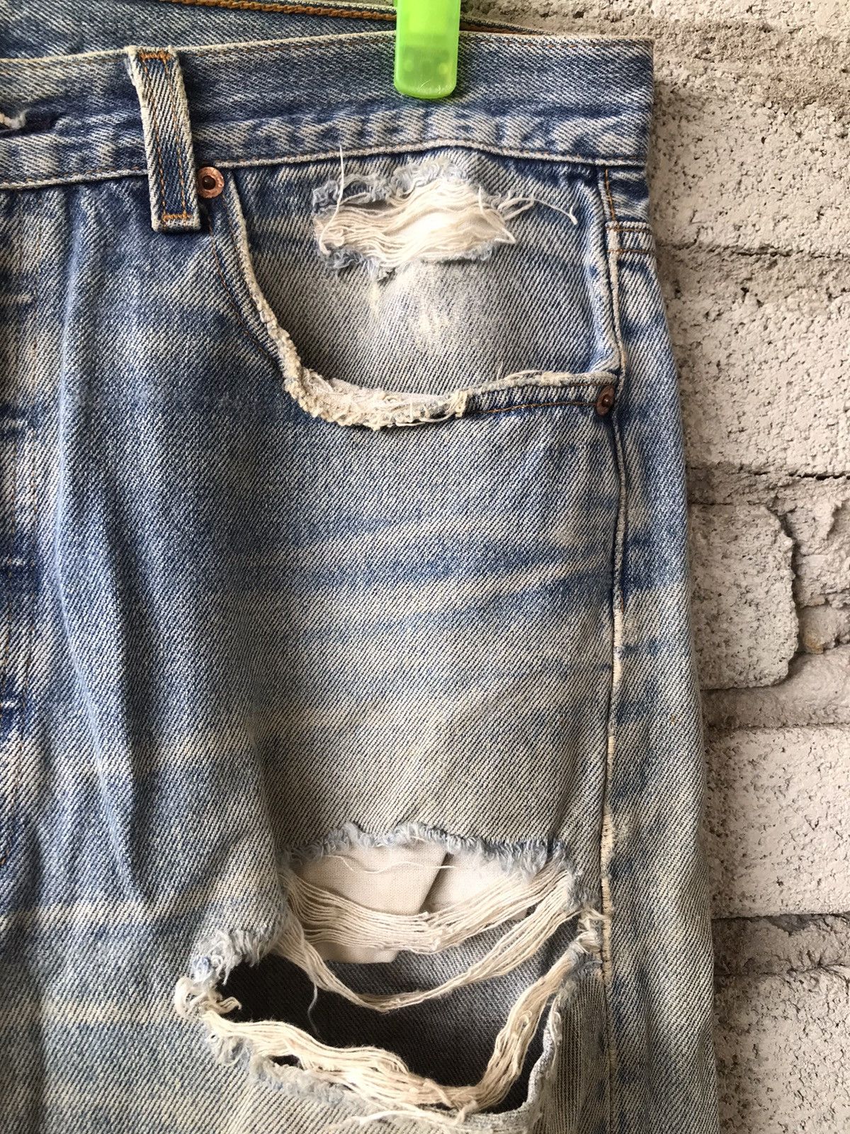 Levi's Vintage 1995 Levis 501XX Distressed Size US 34 / EU 50 - 8 Thumbnail