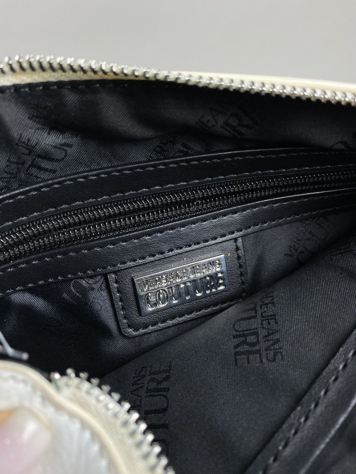 Versace Jeans Couture VJC Versace Jeans Couture ladies big logo clutch bag Size ONE SIZE - 21 Thumbnail