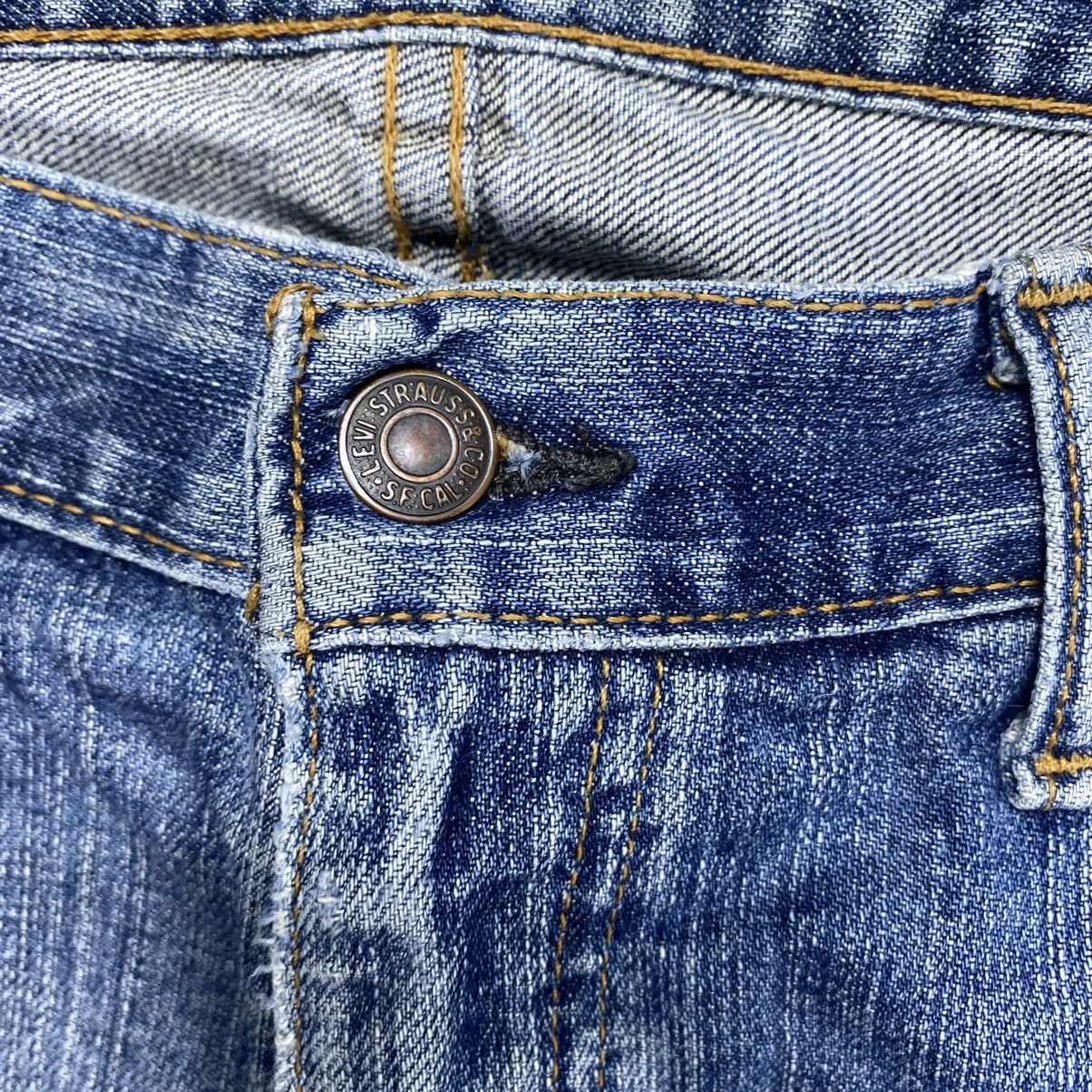Levi's Vintage Levi’s 559 Distressed Denim Size US 36 / EU 52 - 7 Thumbnail