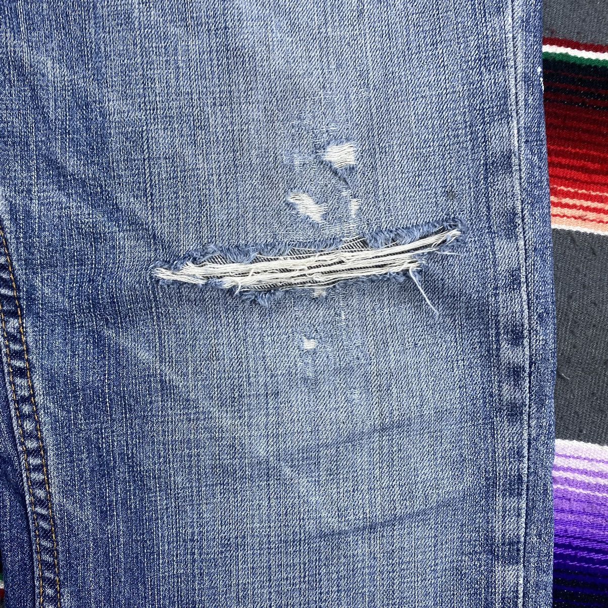 Levi's Vintage Levi’s 559 Distressed Denim Size US 36 / EU 52 - 4 Thumbnail
