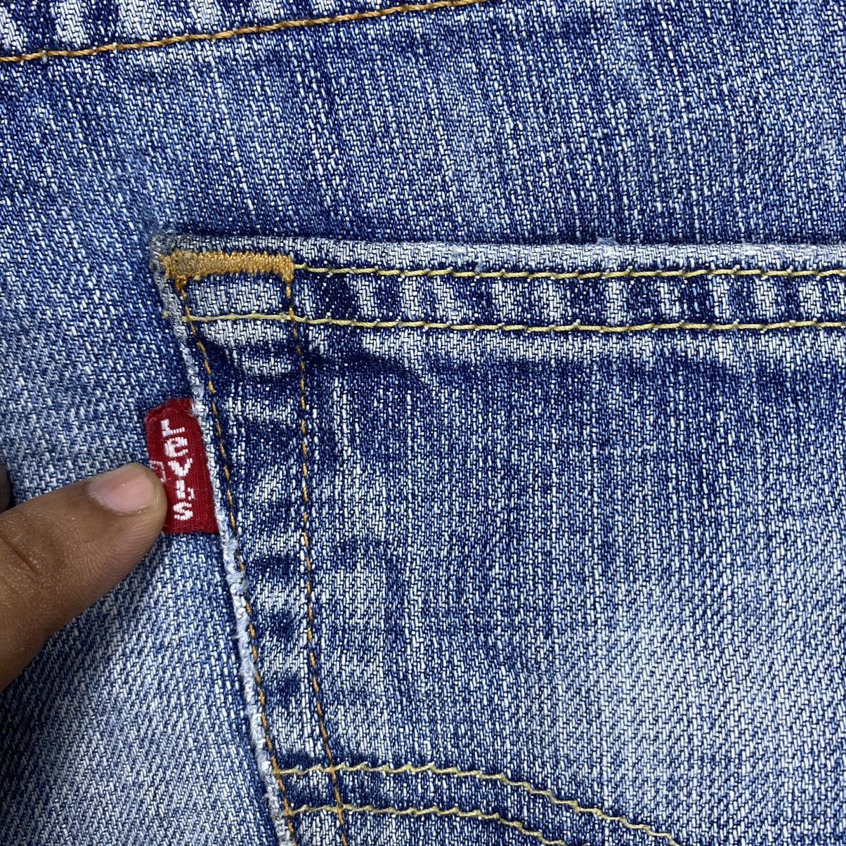 Levi's Vintage Levi’s 559 Distressed Denim Size US 36 / EU 52 - 12 Thumbnail