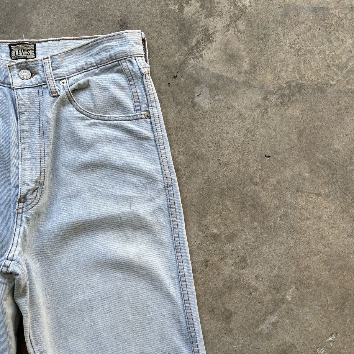 Levi's Vintage Levi’s Faded Light Wash Denim Jeans Pants W27x28 Size US 27 - 6 Thumbnail